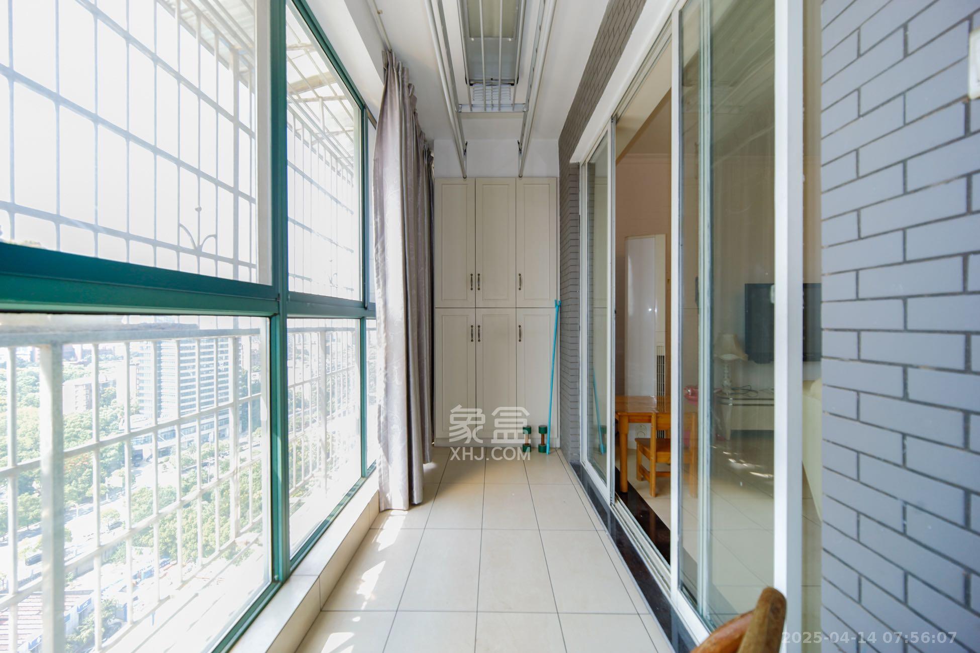 盛德碧瑞庭 1室1厅1卫 800.0元/月 盛德碧瑞庭 1室1厅1卫 800.0元/月室内图