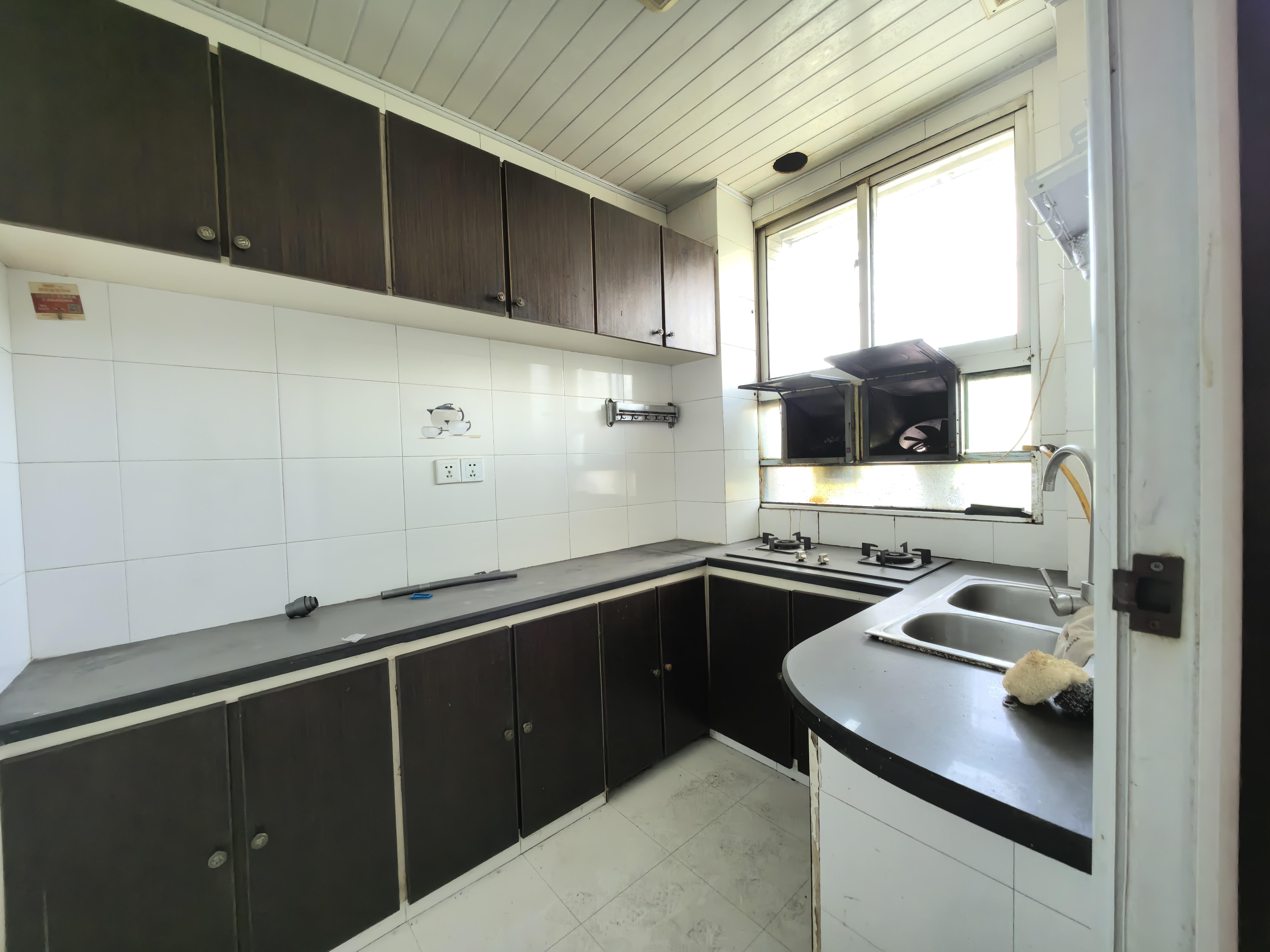 马良小区  2室2厅1卫    25.0万 马良小区  2室2厅1卫    25.0万室内图