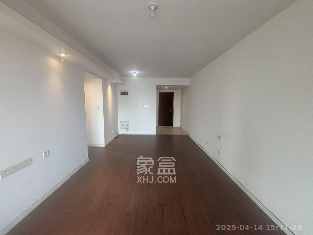 万科魅力之城观澜里  3室2厅2卫   2300.00元/月