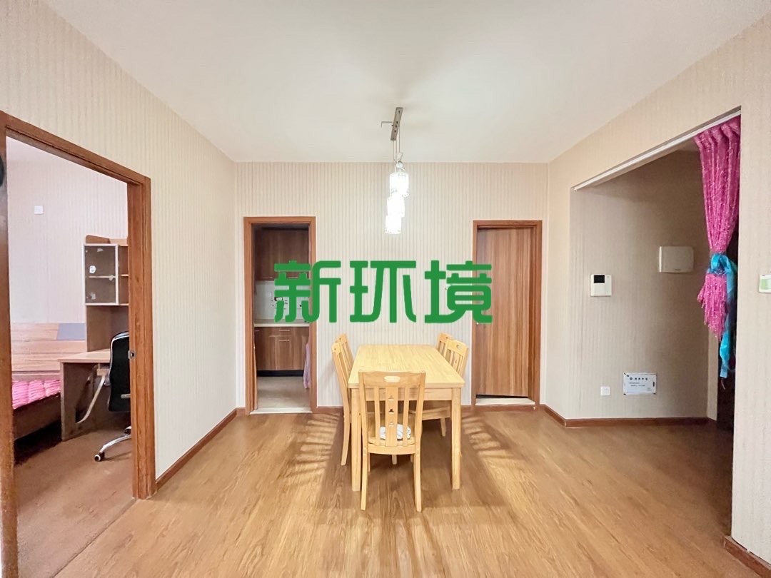蓝色港湾  2室2厅1卫   39.00万客厅