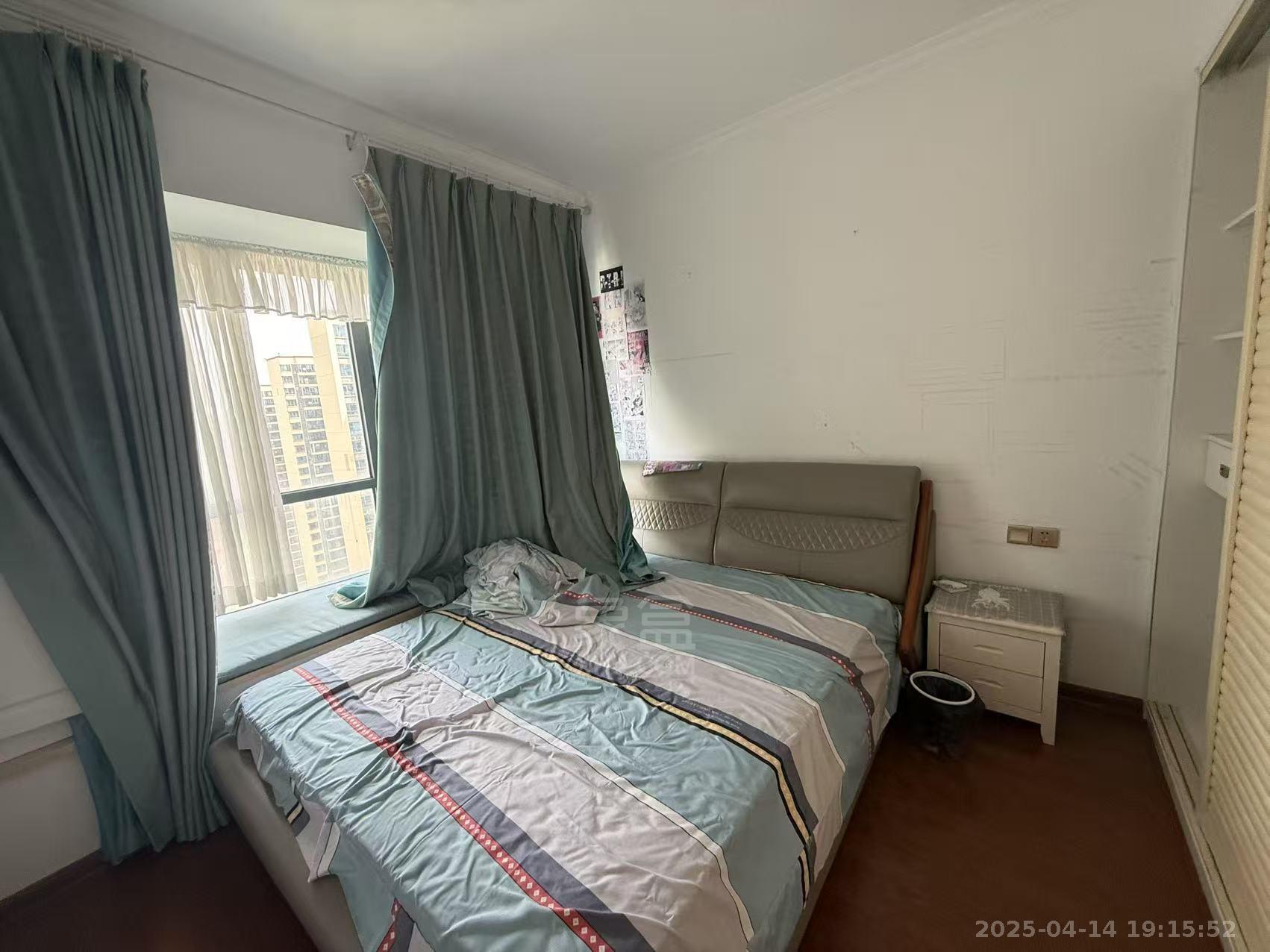 桂花城 3室2厅2卫 1800.0元/月 桂花城 3室2厅2卫 1800.0元/月室内图