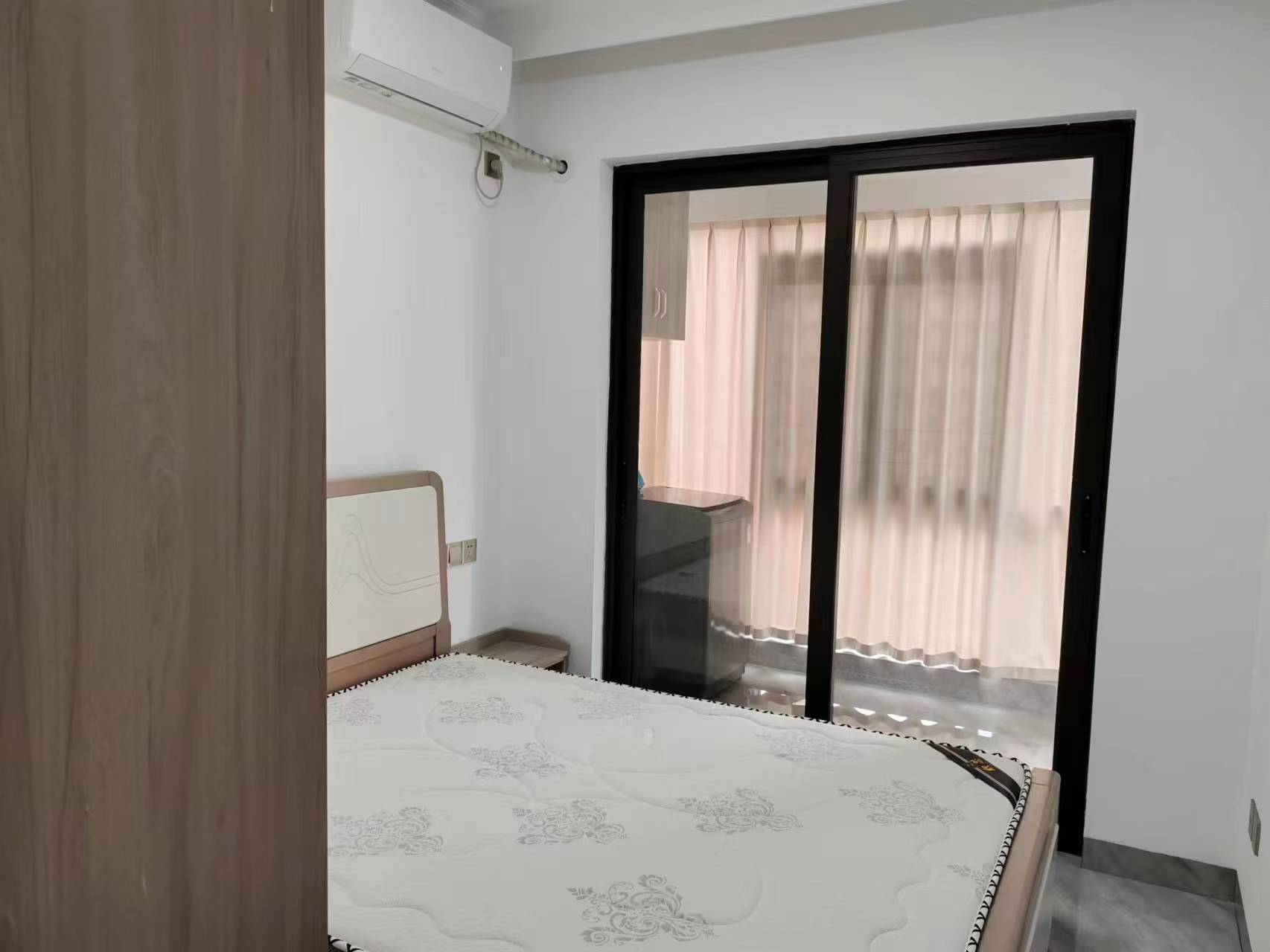 碧桂园衡州盛世 3室0厅0卫 2500.0元/月 碧桂园衡州盛世 3室0厅0卫 2500.0元/月室内图