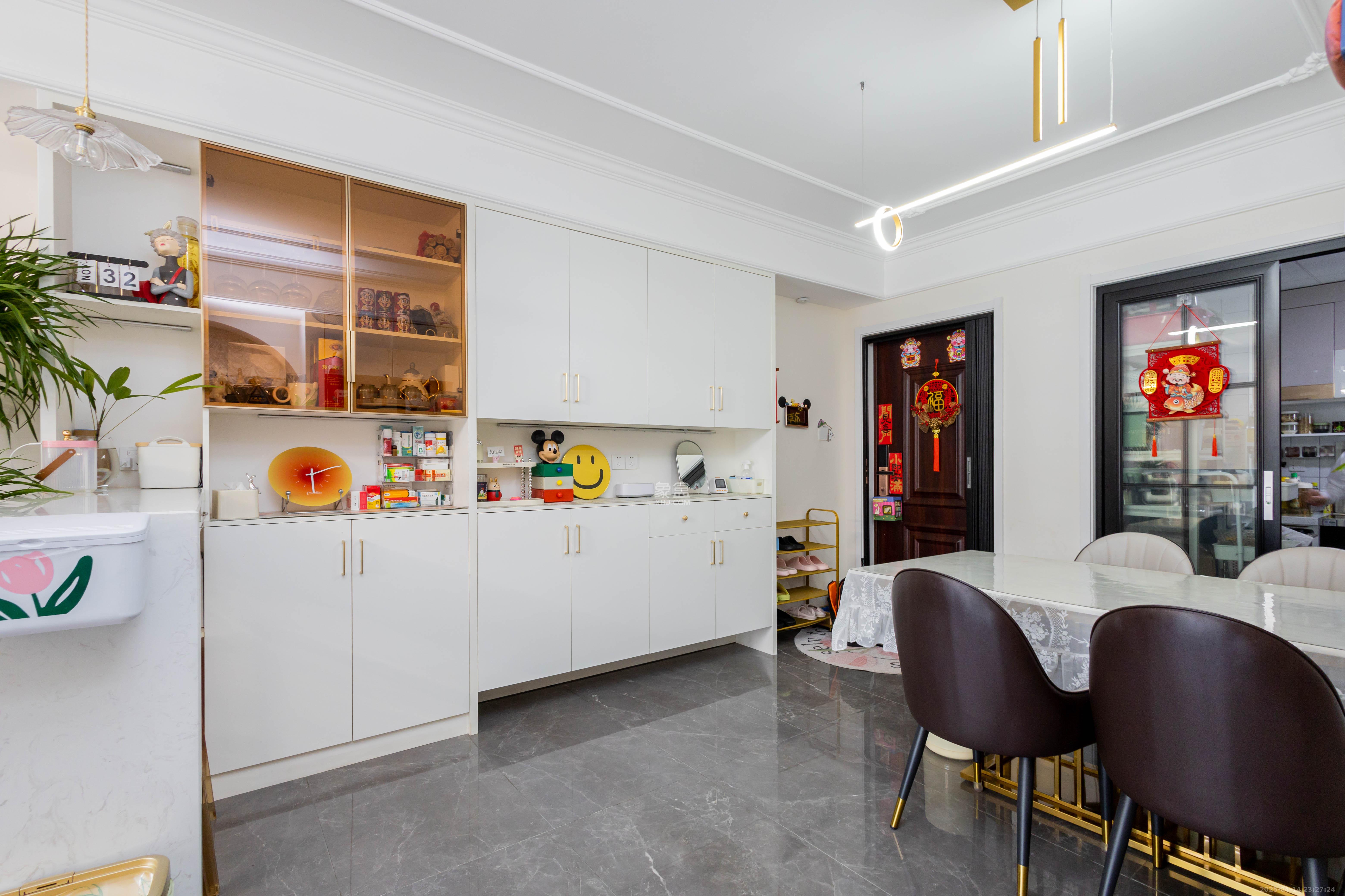 金科景朝集美星宸  3室2厅1卫    105.0万 金科景朝集美星宸  3室2厅1卫    105.0万卧室