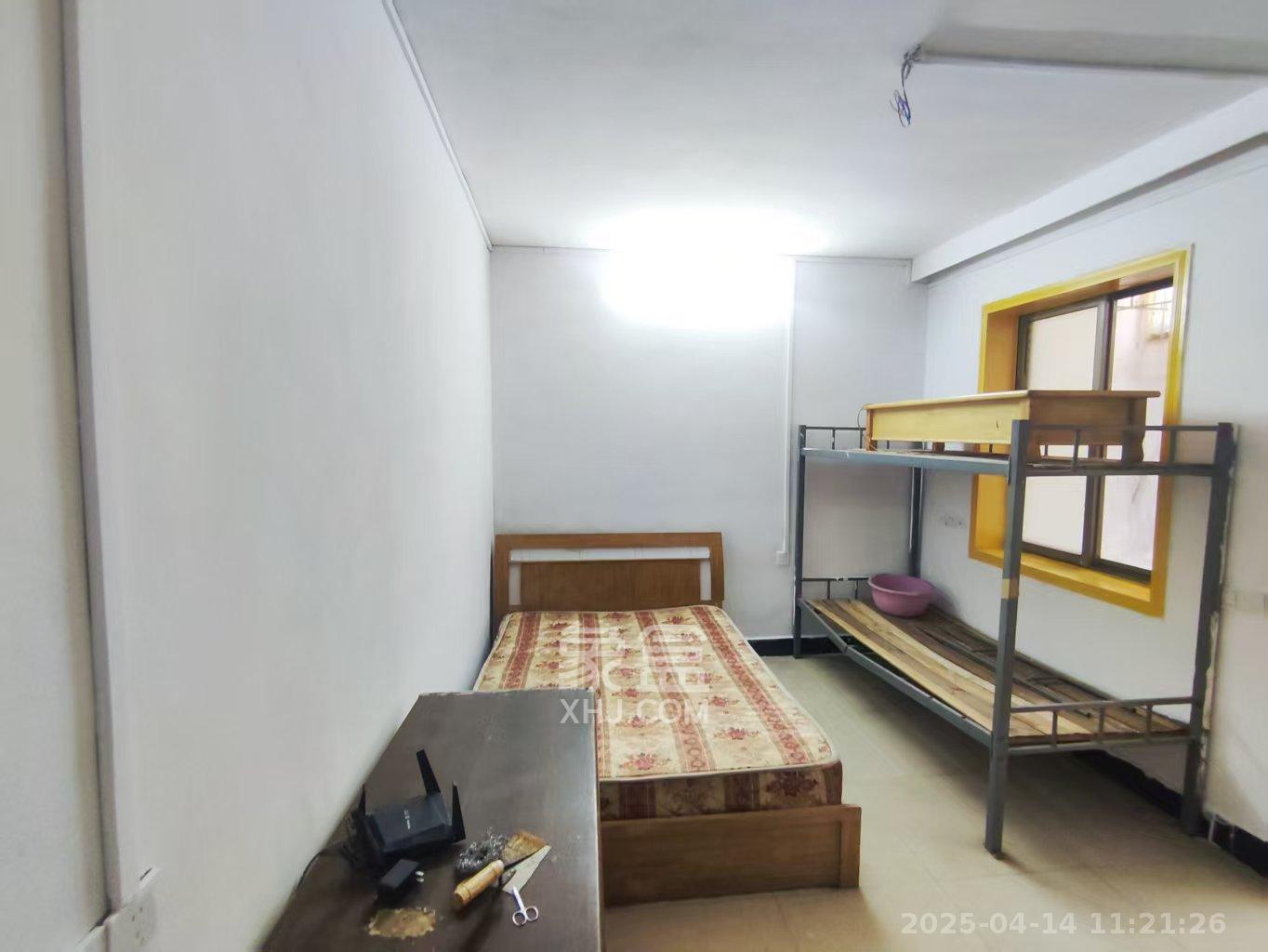 湘钢园南村  2室1厅1卫    700.0元/月 湘钢园南村  2室1厅1卫    700.0元/月室内图