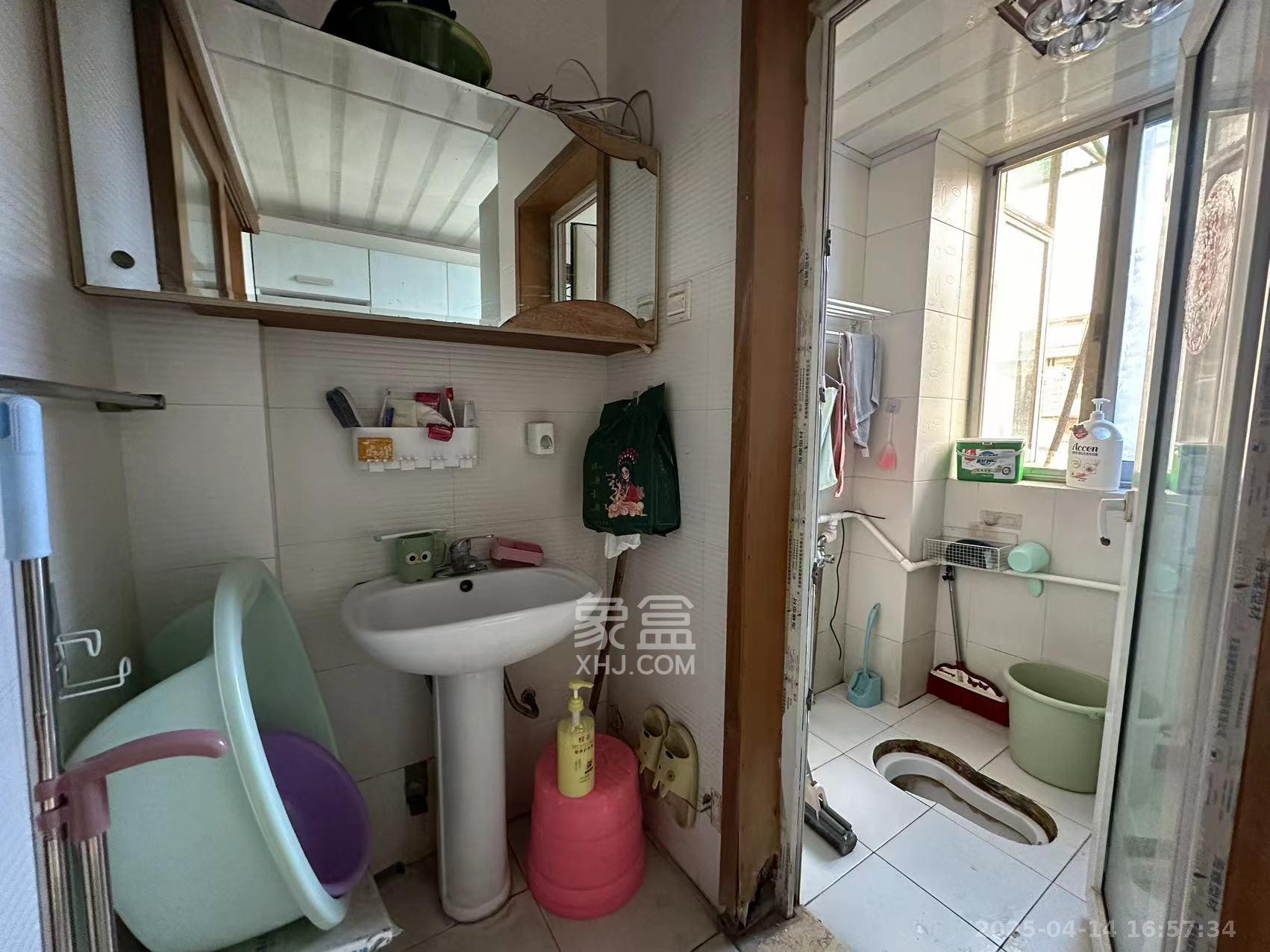 众立小区  2室2厅1卫   2200.00元/月室内图