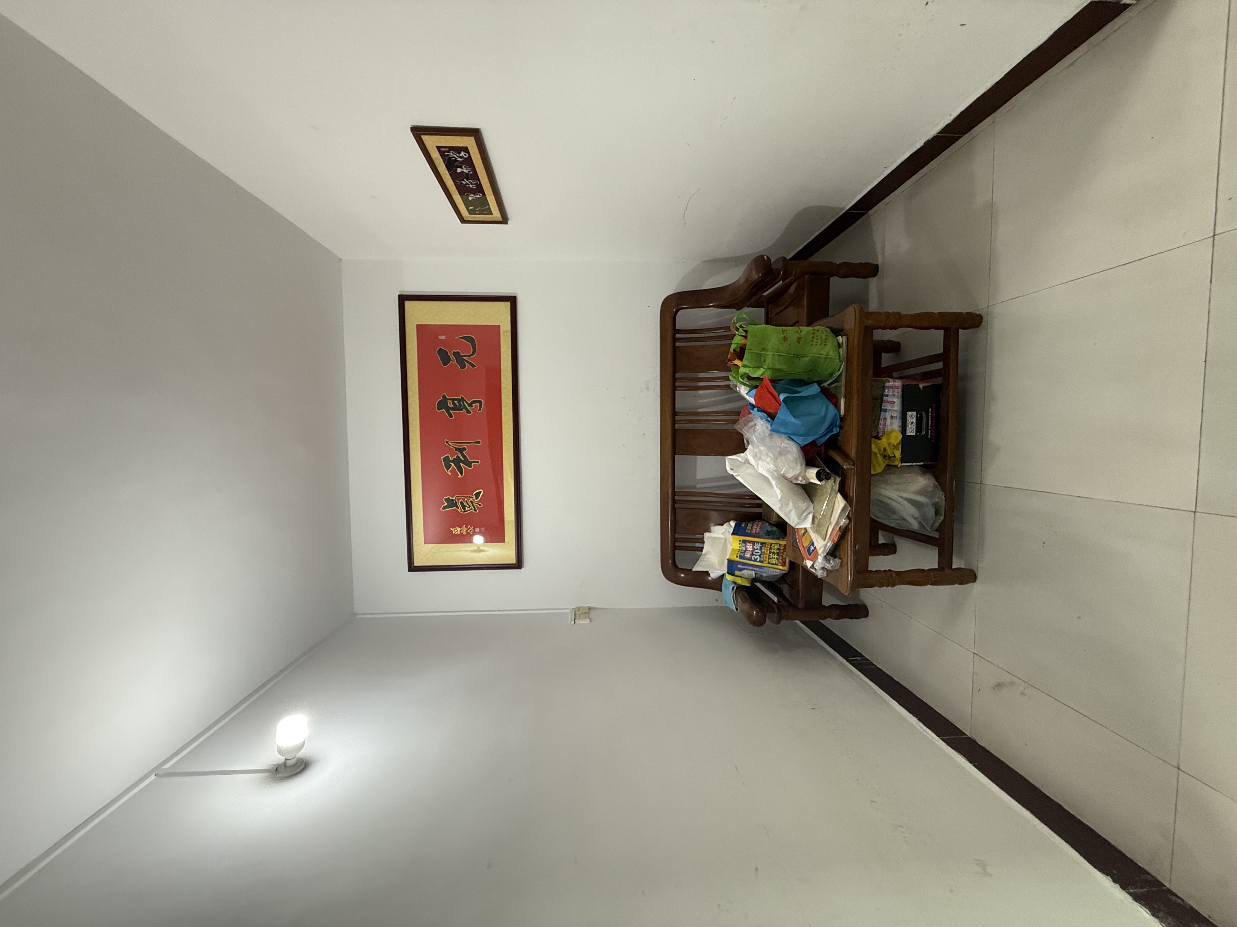 琼山饮食服务公司 3室2厅1卫 2000.0元/月 琼山饮食服务公司 3室2厅1卫 2000.0元/月室内图