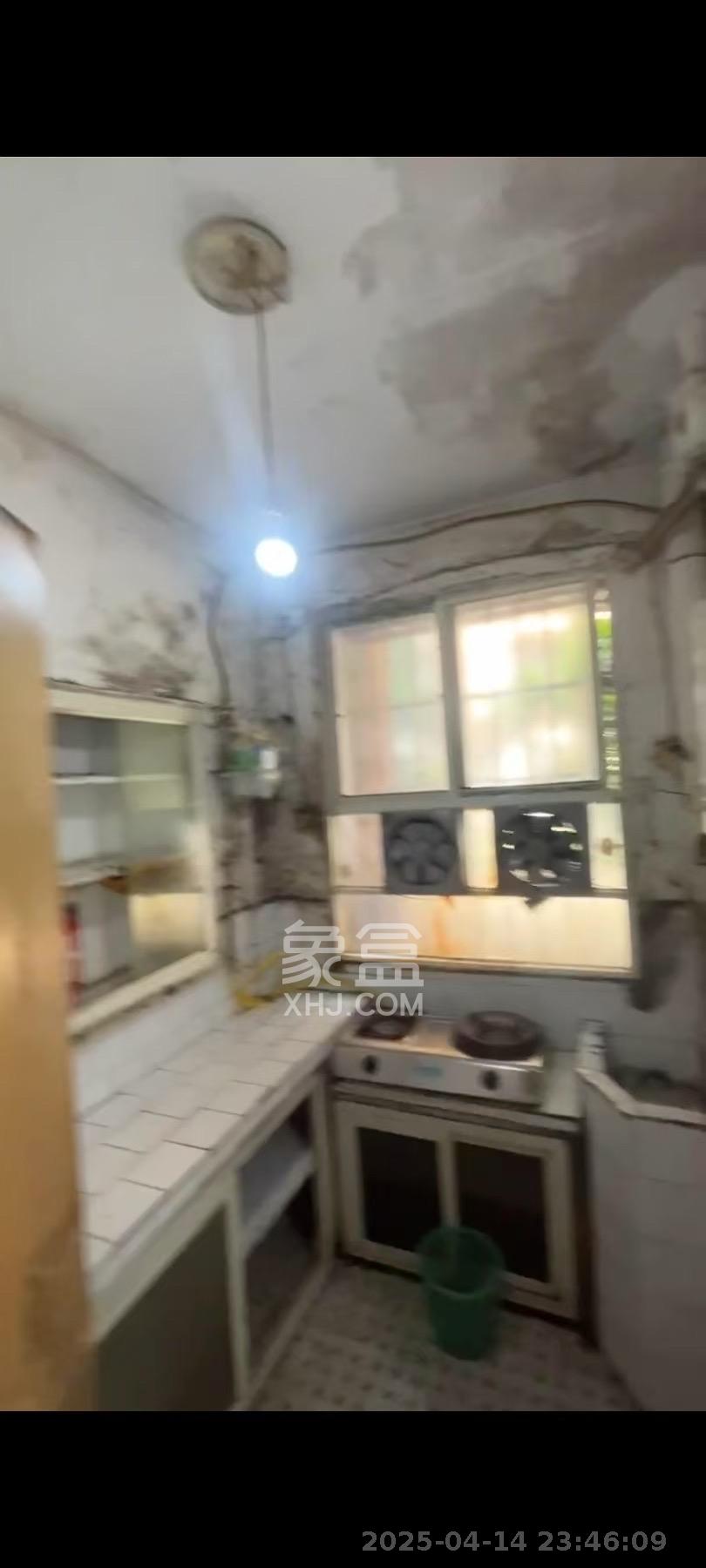 向韶村 3室2厅1卫 2200.0元/月 向韶村 3室2厅1卫 2200.0元/月室内图