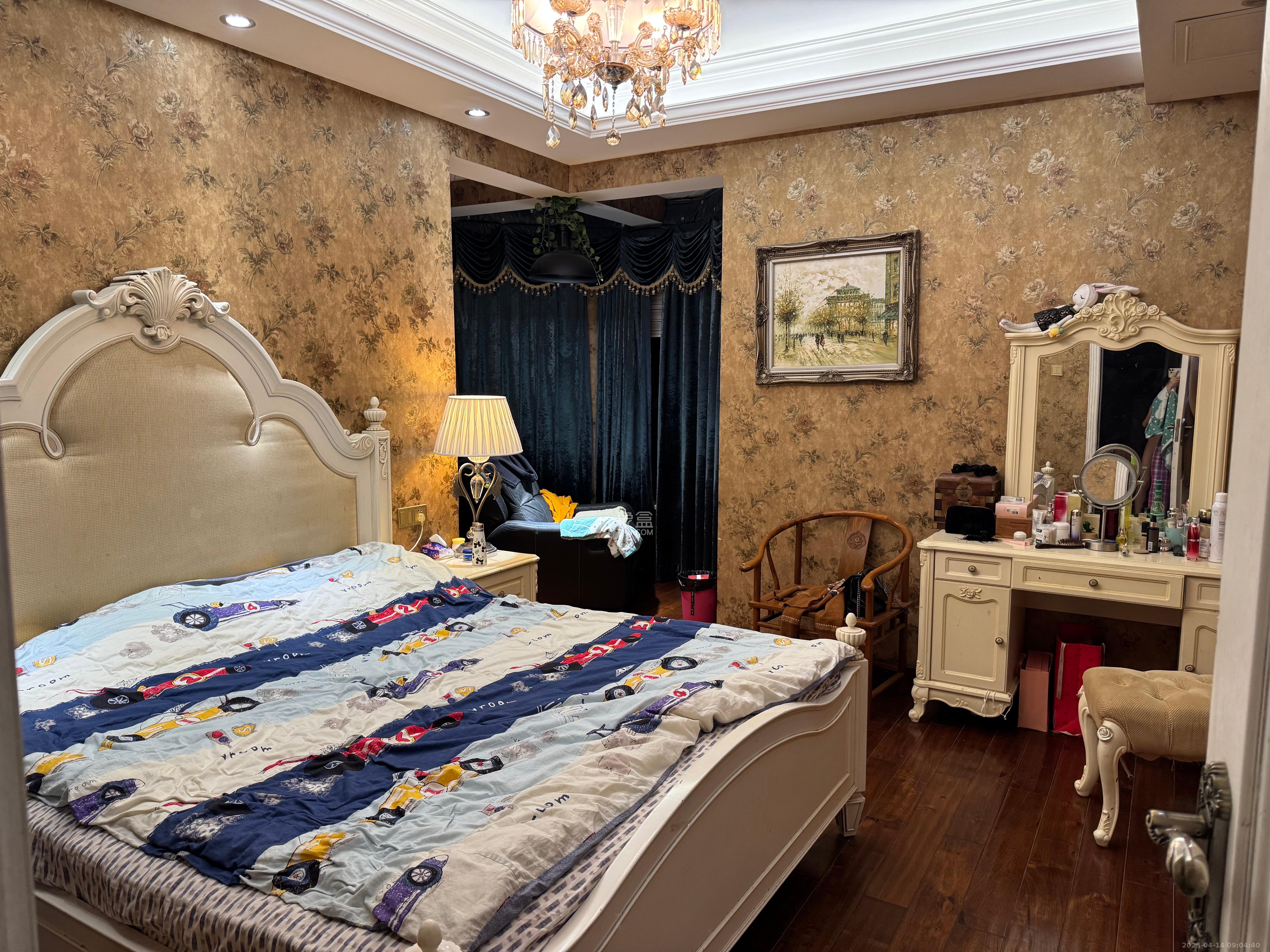 金域南外滩(望江佳园)  3室2厅2卫    5000.0元/月 金域南外滩(望江佳园)  3室2厅2卫    5000.0元/月室内图