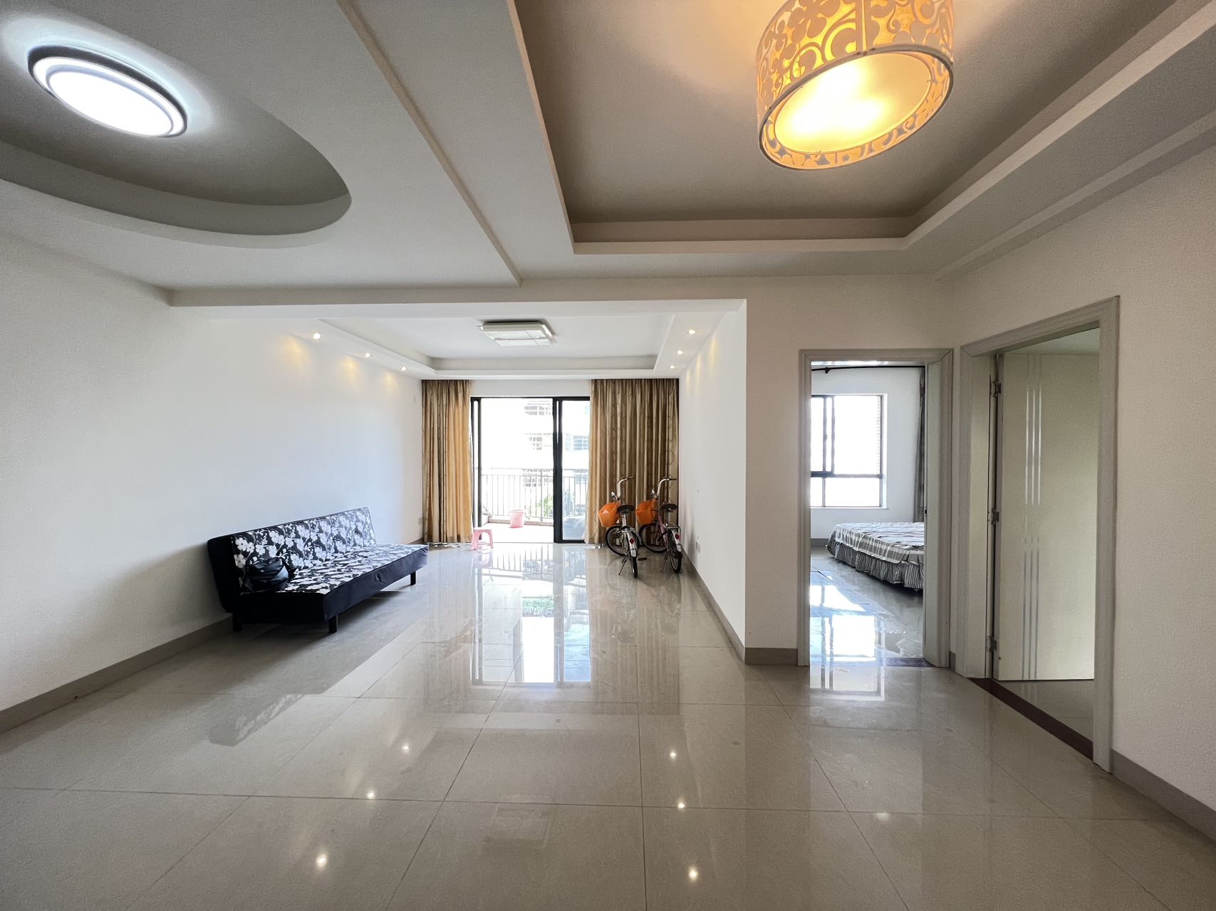 秀山观海苑  2室2厅1卫    116.0万 秀山观海苑  2室2厅1卫    116.0万室内图