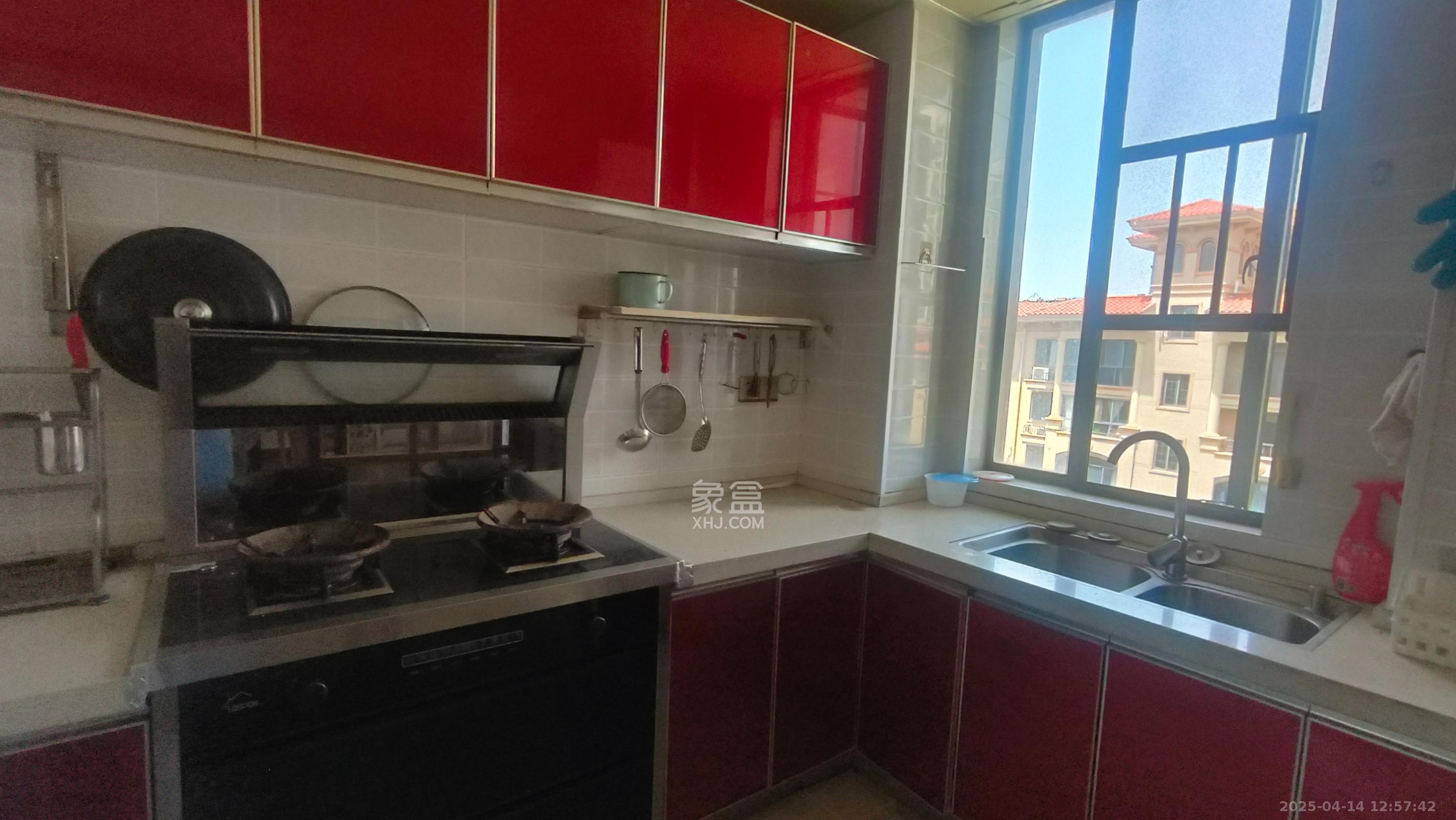 宏聚地中海 3室2厅2卫 2000.0元/月 宏聚地中海 3室2厅2卫 2000.0元/月室内图