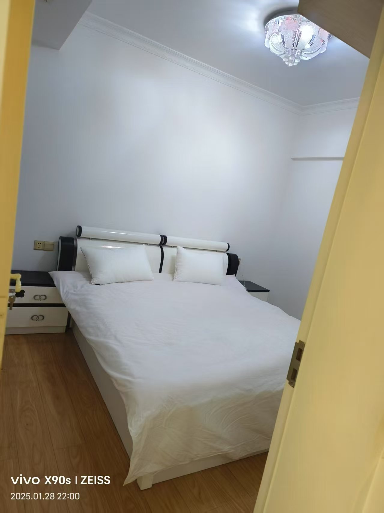 盛世金源  3室2厅2卫    2600.0元/月 盛世金源  3室2厅2卫    2600.0元/月室内图