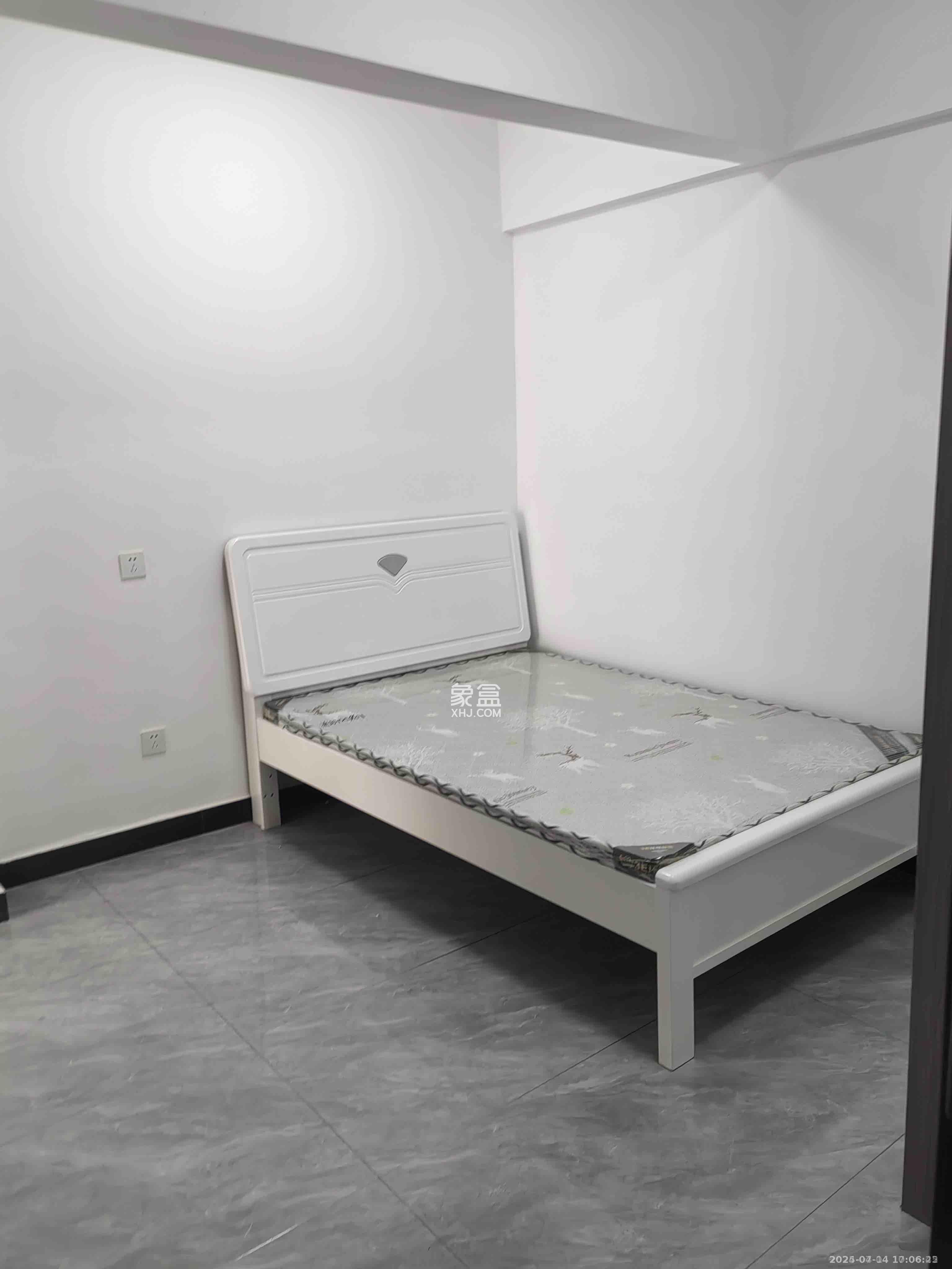 君康家园(梅溪湖七喜街) 2室1厅1卫 3200.0元/月 君康家园(梅溪湖七喜街) 2室1厅1卫 3200.0元/月室内图