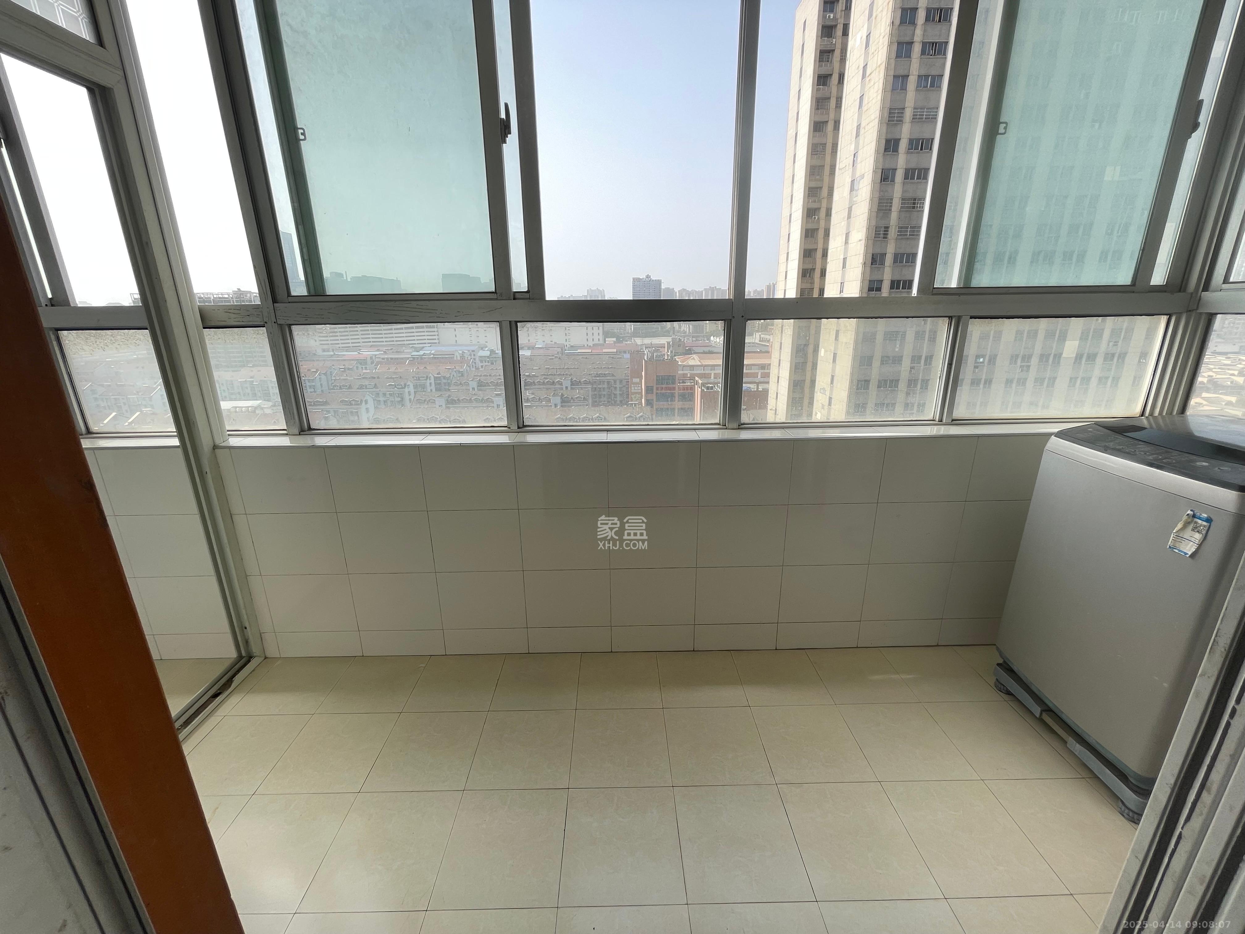 上河国际B座  2室2厅1卫   2300.00元/月室内图