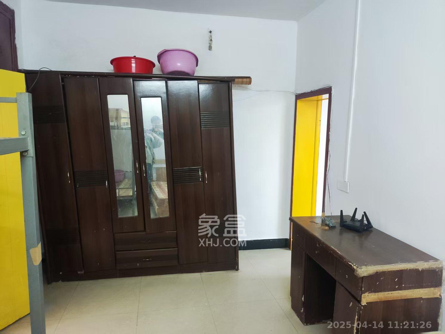 湘钢园南村  2室1厅1卫    700.0元/月 湘钢园南村  2室1厅1卫    700.0元/月室内图