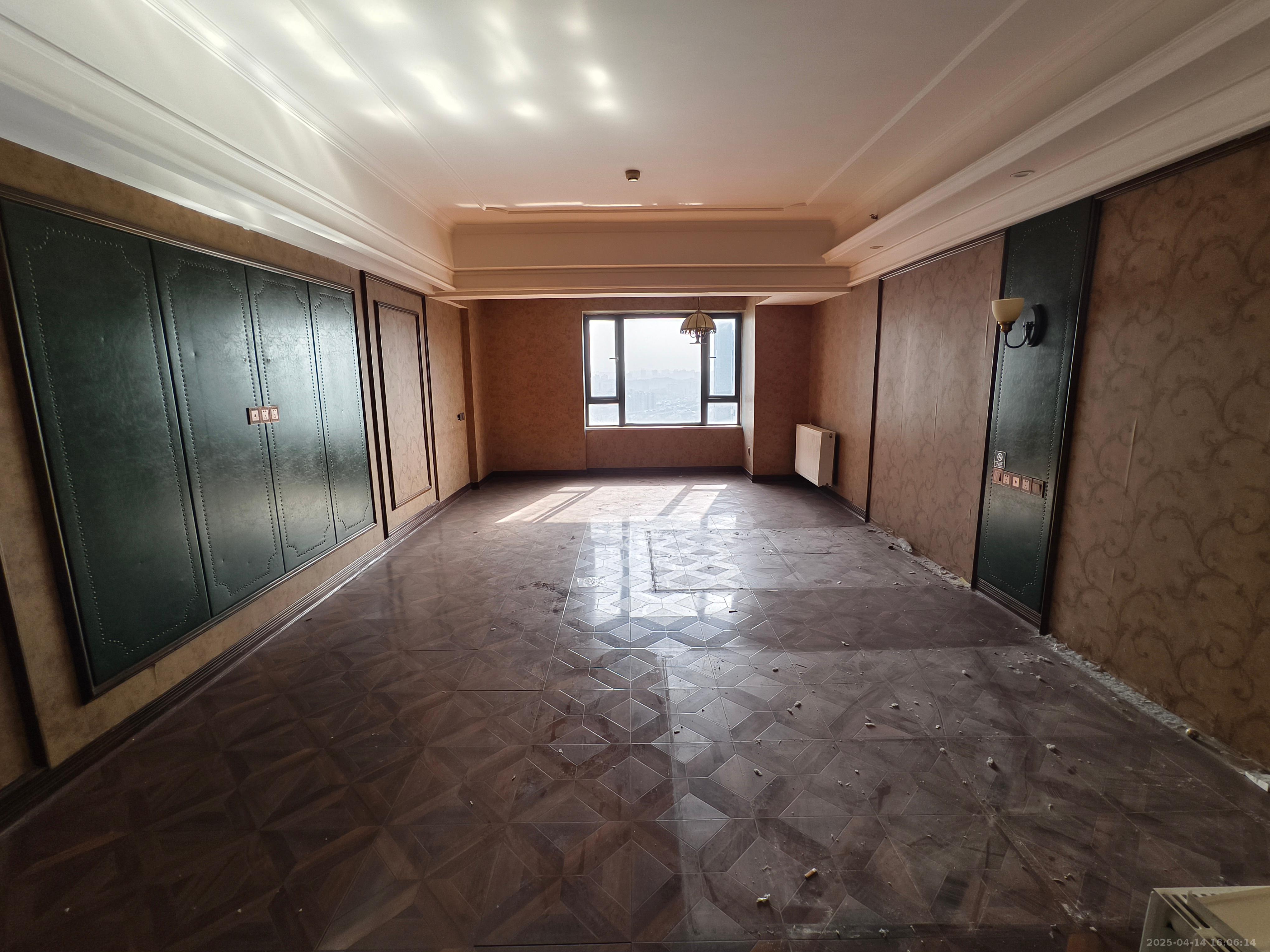 当代滨江MOMA  1室1厅1卫    1700.0元/月 当代滨江MOMA  1室1厅1卫    1700.0元/月室内图1