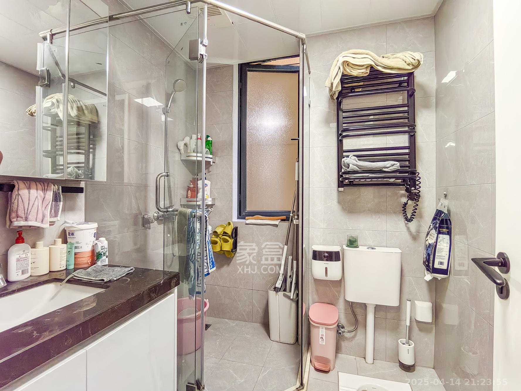 运达锦绣广场  3室2厅1卫    119.8万 运达锦绣广场  3室2厅1卫    119.8万卫生间