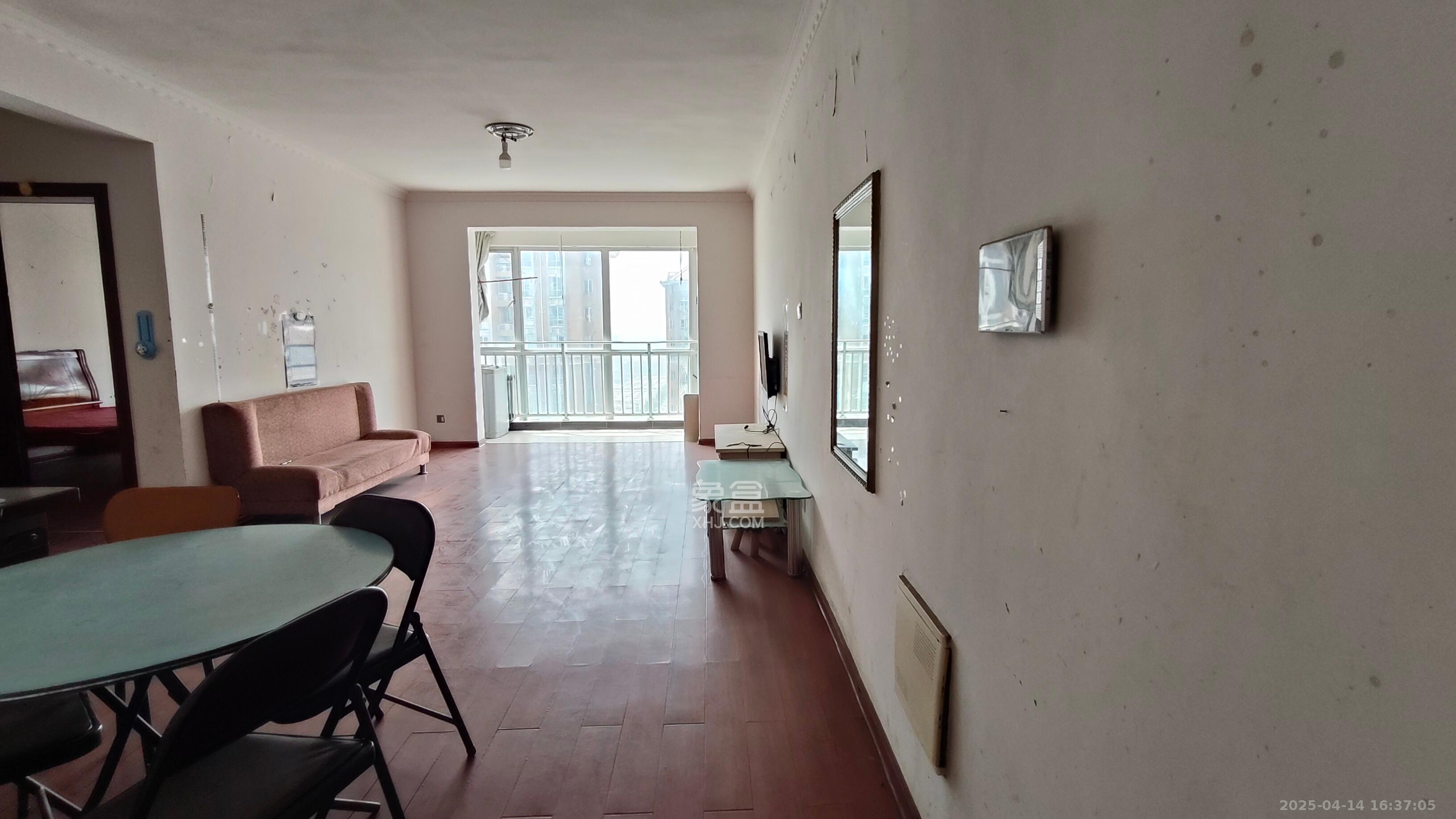 恒广国际景园一二区 2室2厅1卫 1600.0元/月 恒广国际景园一二区 2室2厅1卫 1600.0元/月室内图