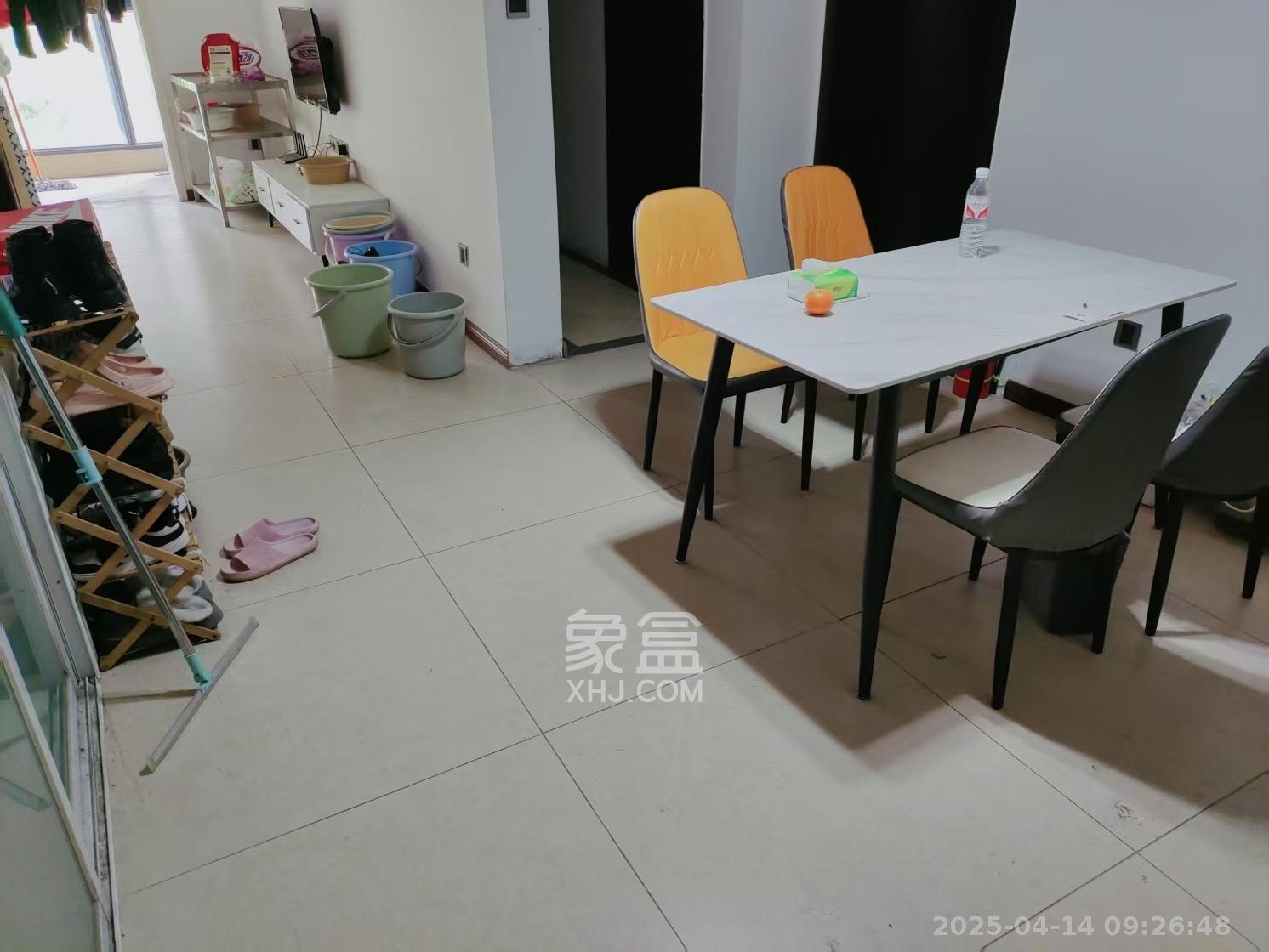 奥克斯广场  3室2厅1卫   2800.00元/月室内图