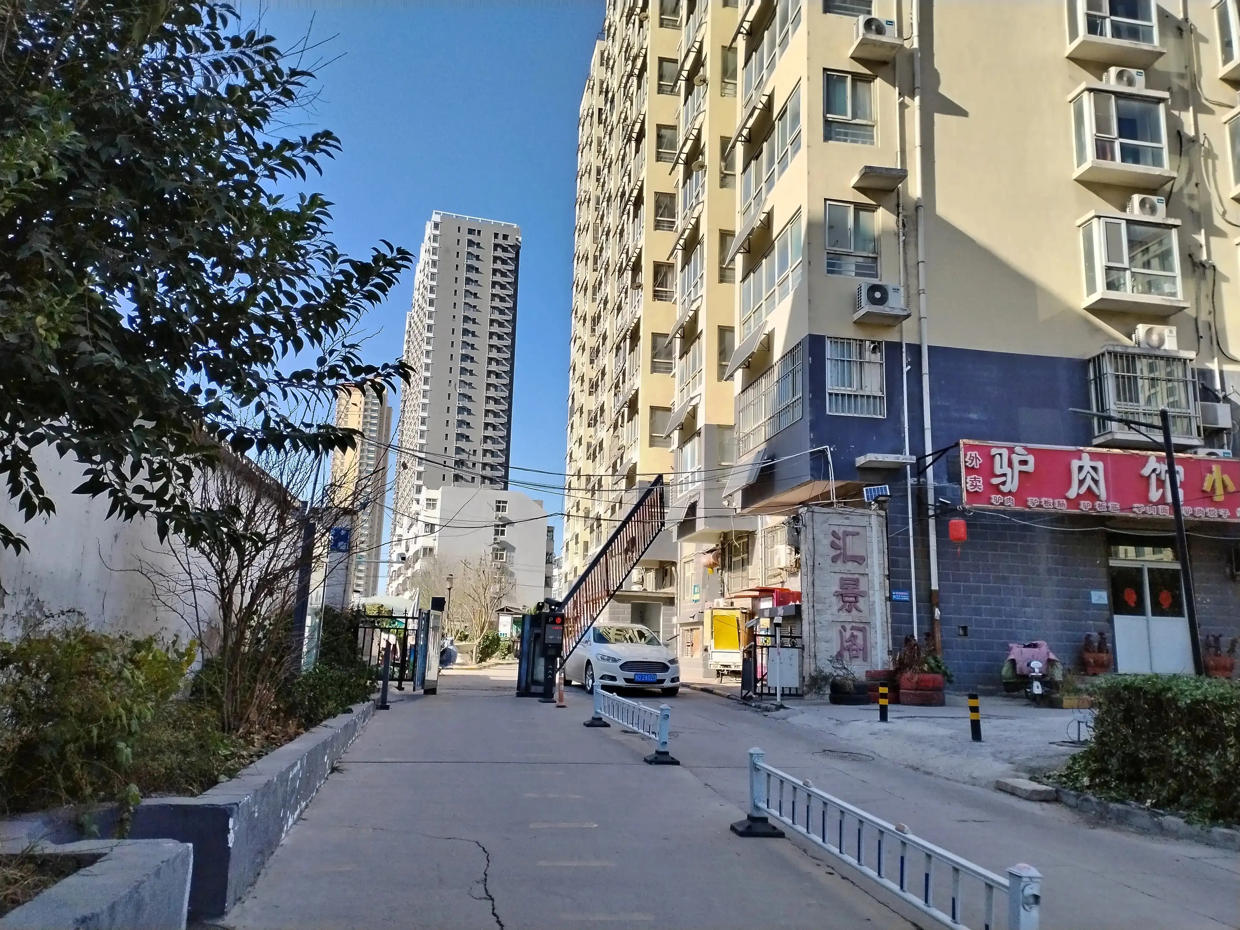 汇景阁  3室1厅1卫   70.00万其他