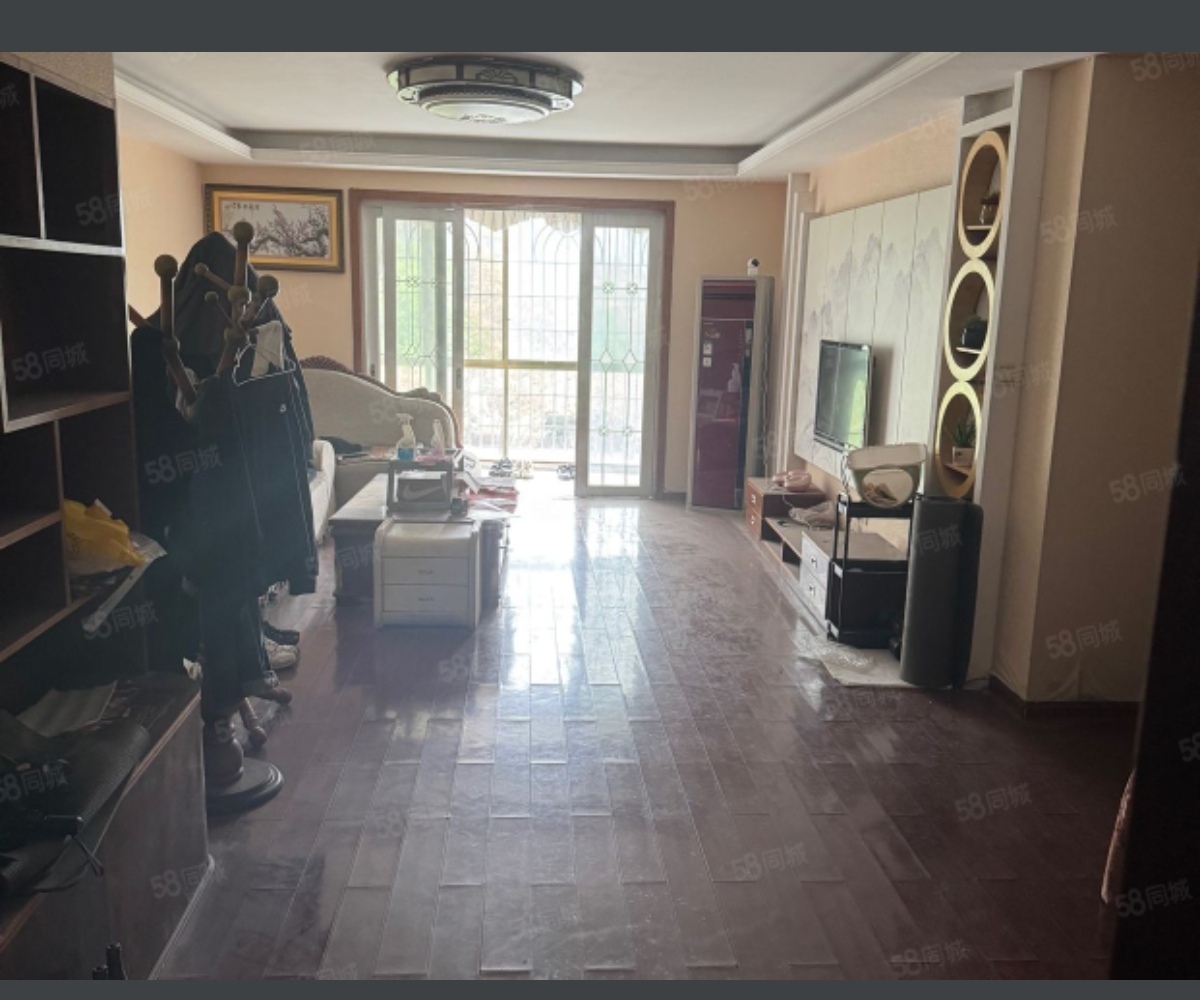 东方豪苑 3室2厅2卫 1800.0元/月 东方豪苑 3室2厅2卫 1800.0元/月室内图