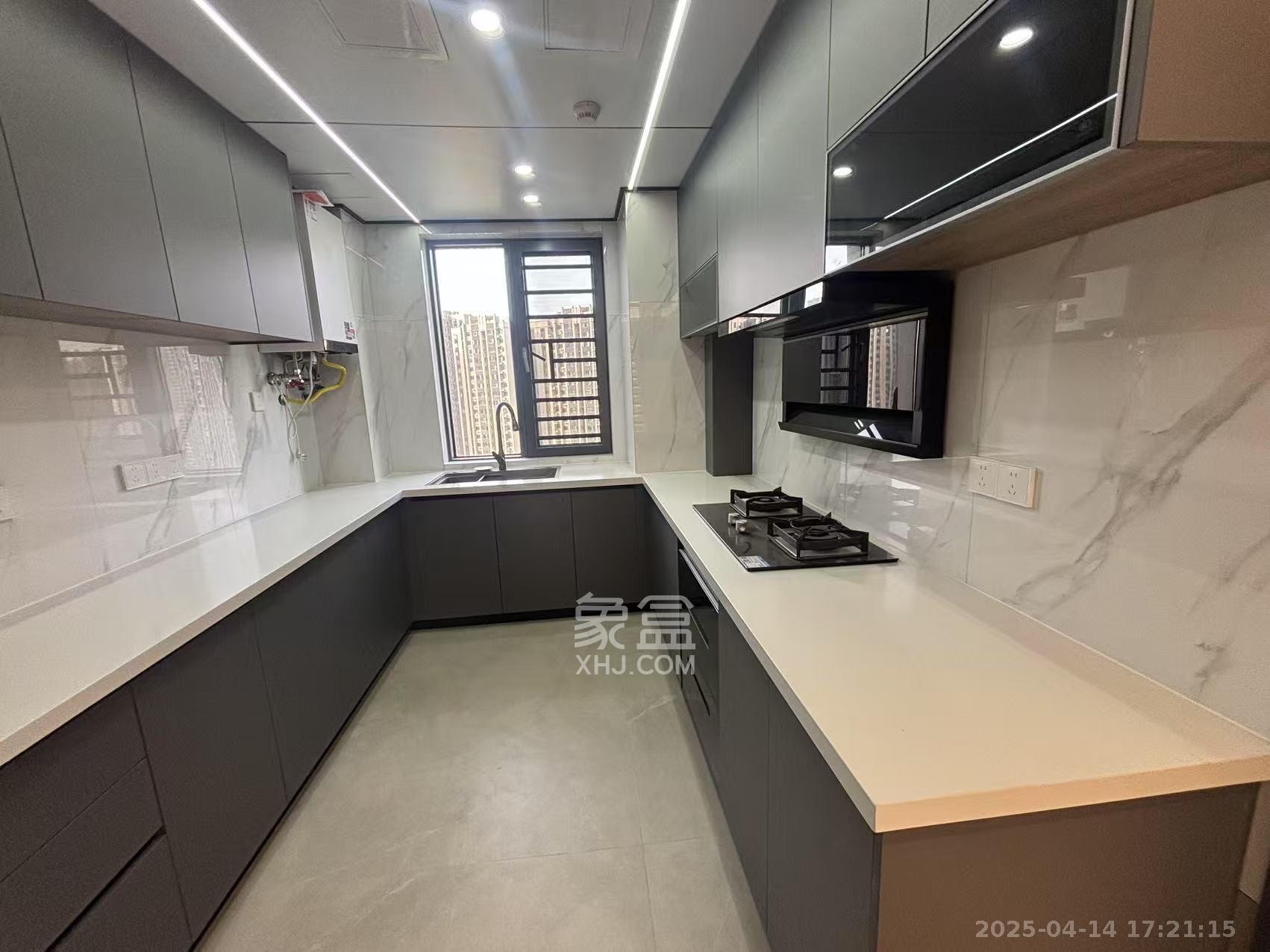 建发央著 4室2厅2卫 6800.0元/月 建发央著 4室2厅2卫 6800.0元/月室内图