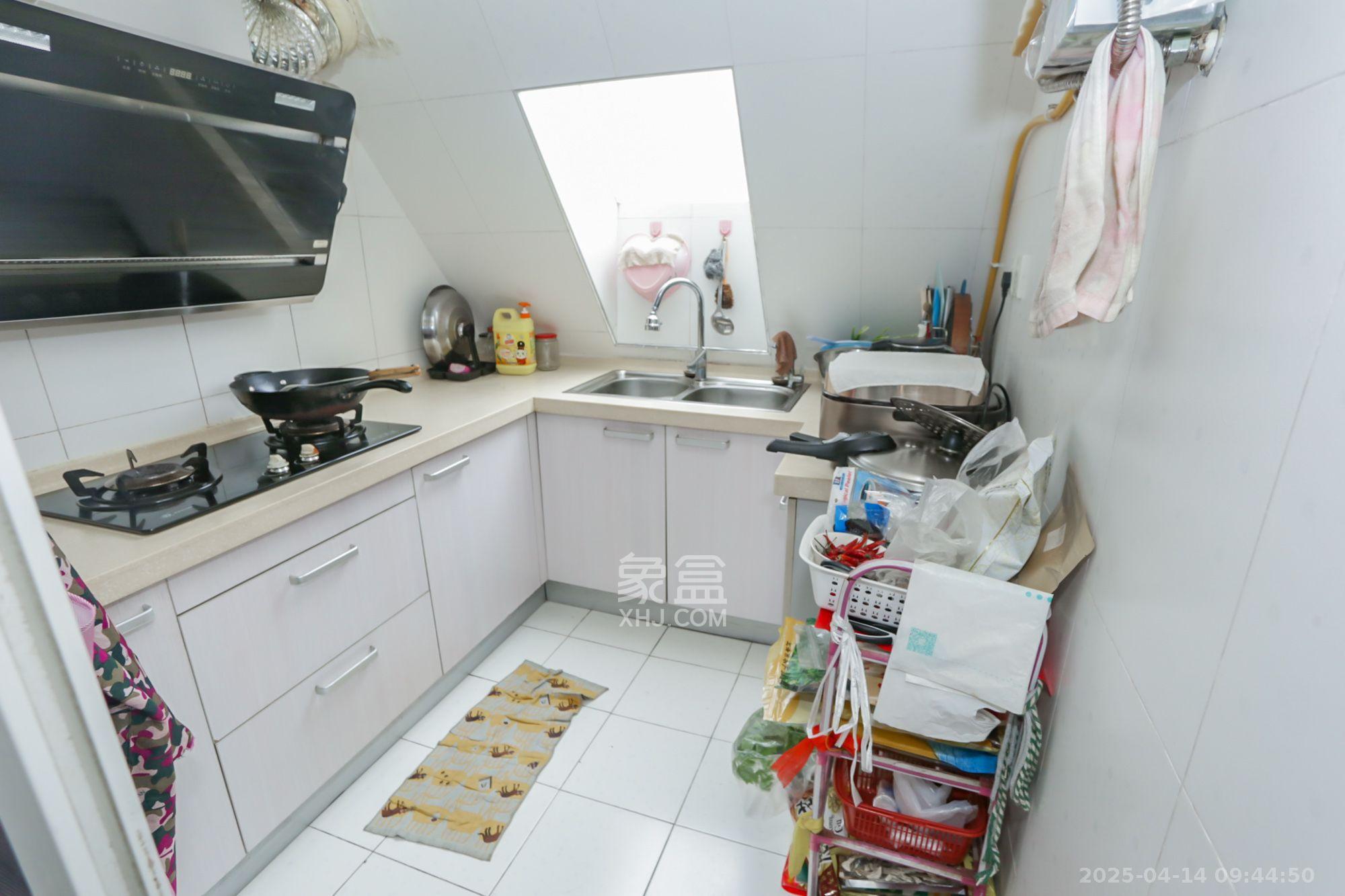 水木兰庭 3室2厅1卫 2000.0元/月 水木兰庭 3室2厅1卫 2000.0元/月室内图