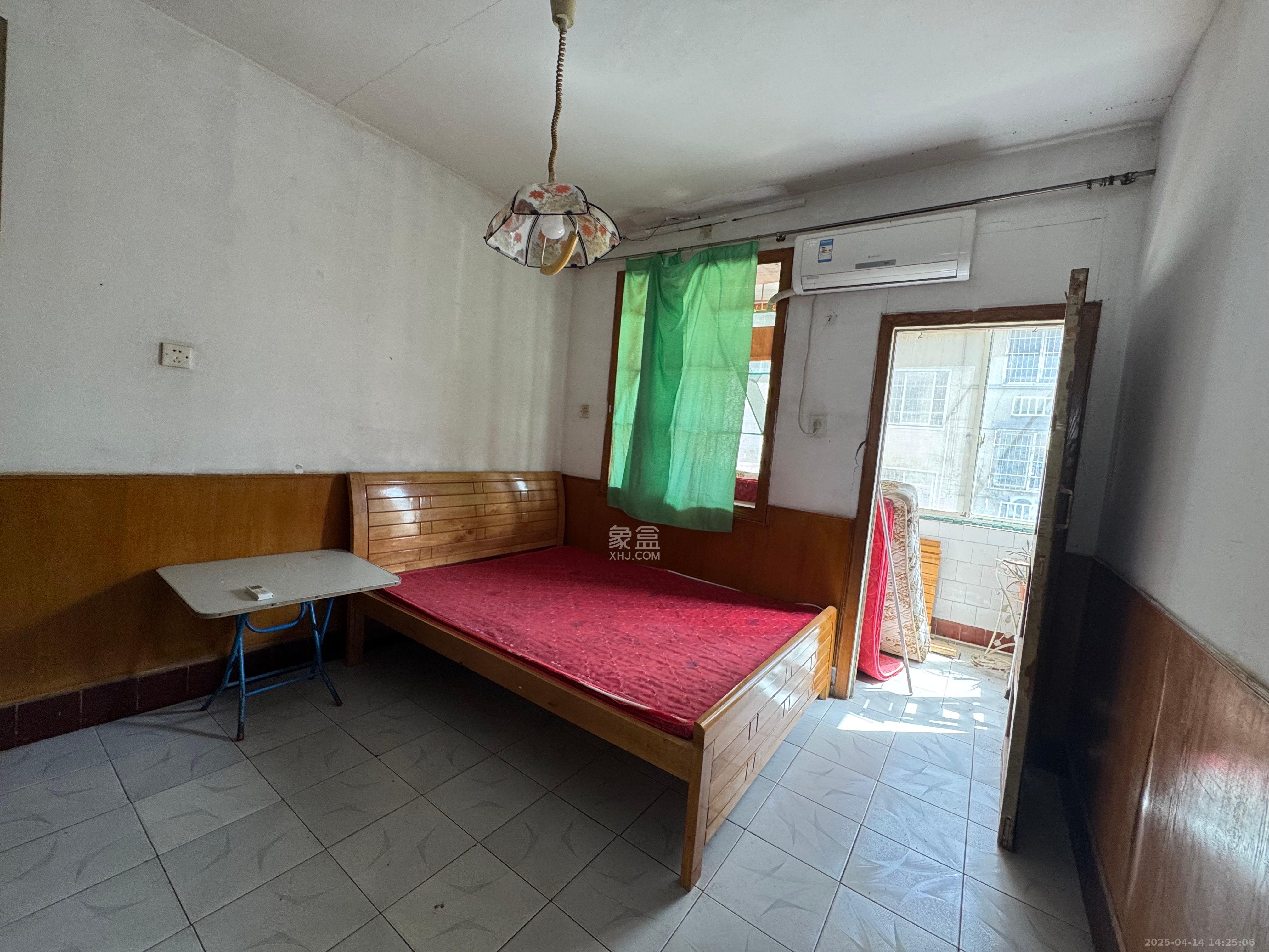 市一医院宿舍 2室1厅1卫 1800.0元/月 市一医院宿舍 2室1厅1卫 1800.0元/月室内图