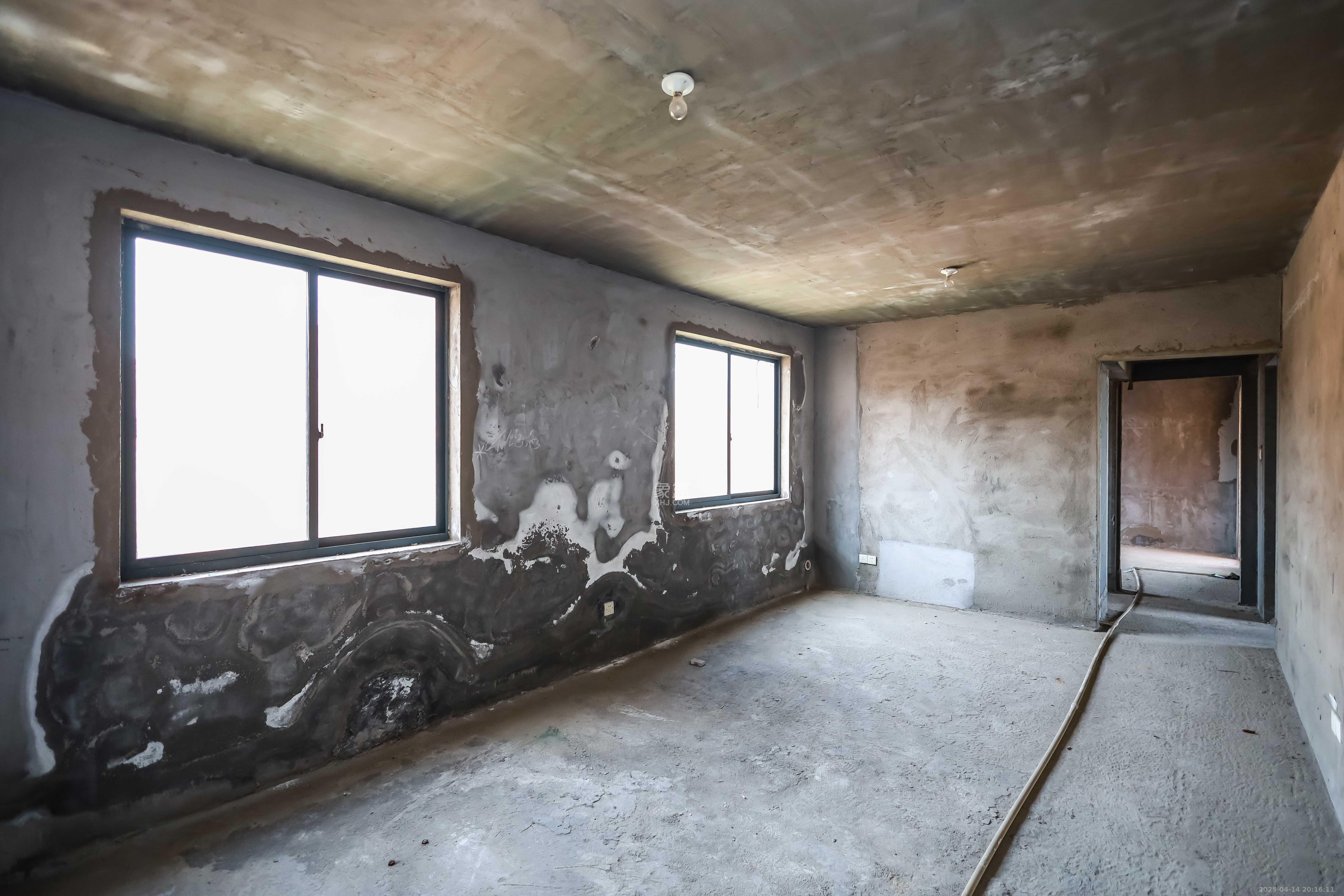 诚兴园 3室2厅1卫 53.8万 诚兴园 3室2厅1卫 53.8万客厅