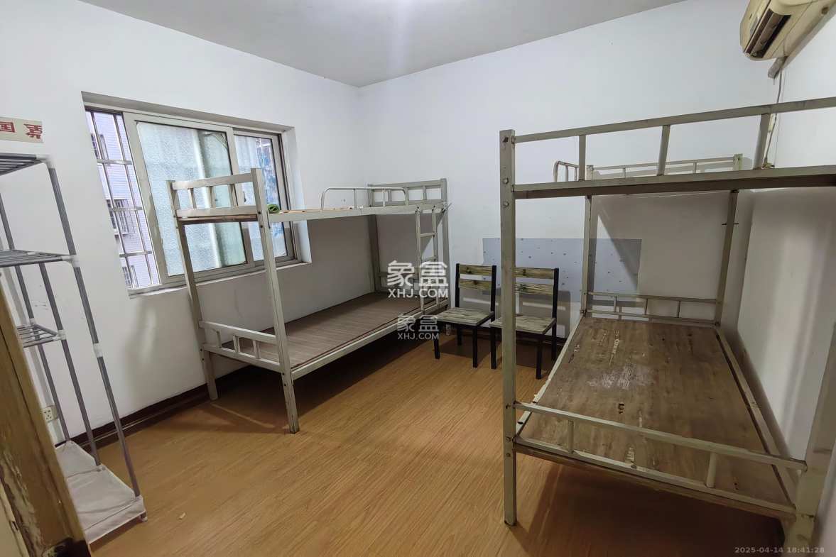 佳美星城 3室2厅1卫 1500.00元/月 佳美星城 3室2厅1卫 1500.00元/月室内图