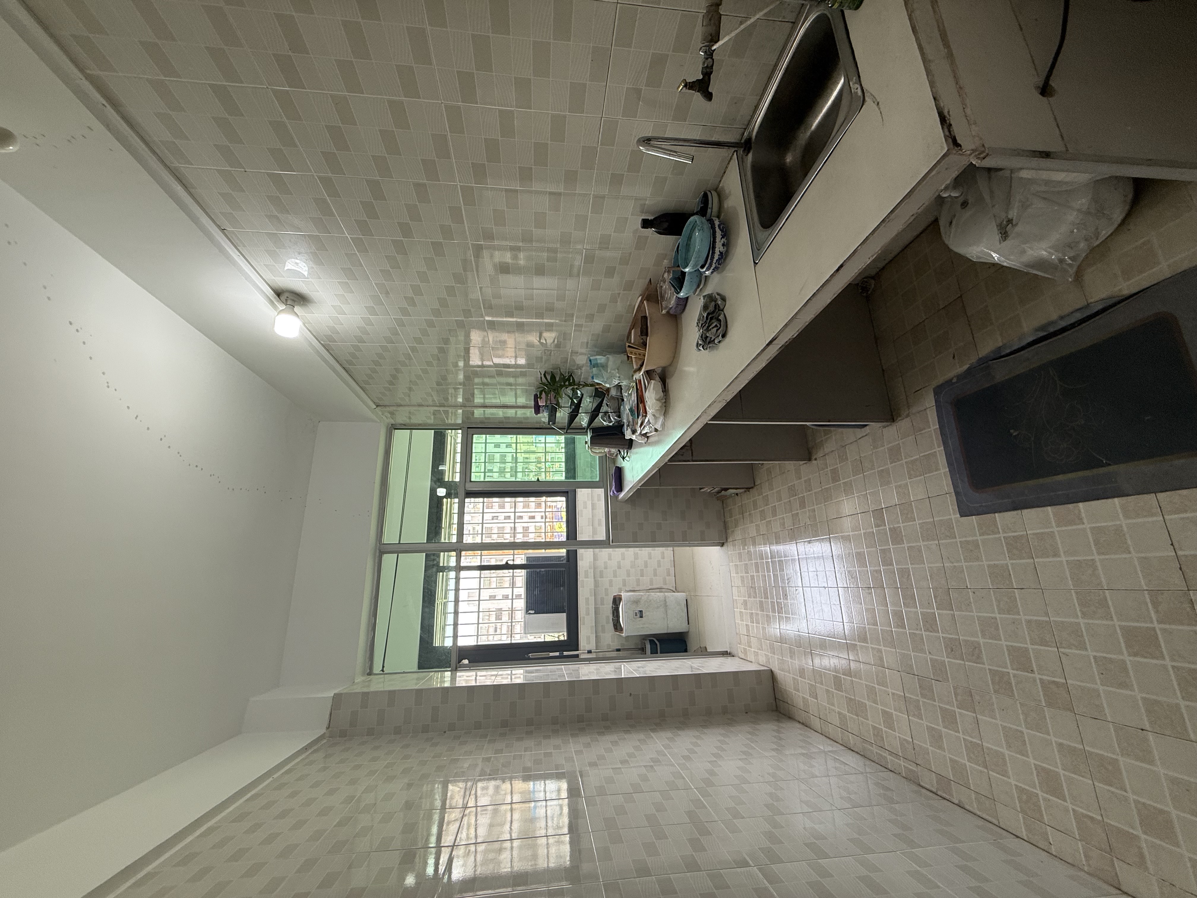 琼山饮食服务公司 3室2厅1卫 2000.0元/月 琼山饮食服务公司 3室2厅1卫 2000.0元/月室内图