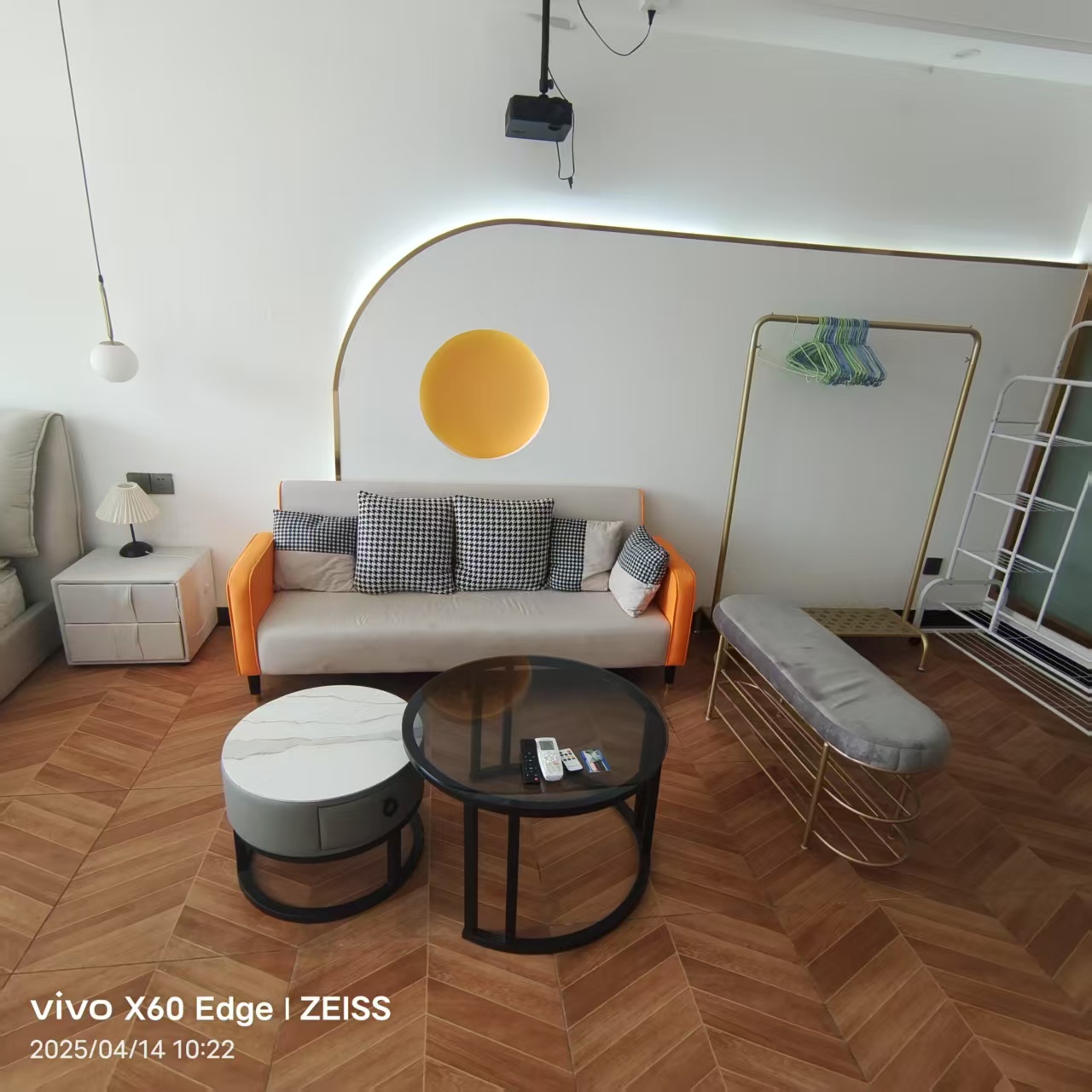 江岸公馆 1室1厅1卫 1600.0元/月 江岸公馆 1室1厅1卫 1600.0元/月室内图