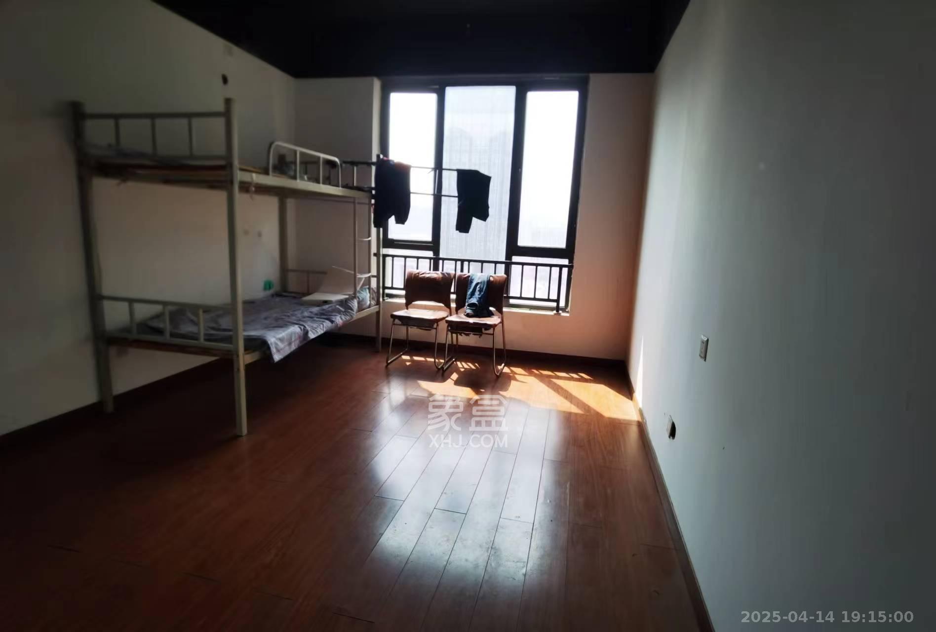 洋湖昊天(雅和苑) 3室2厅2卫 2500.0元/月 洋湖昊天(雅和苑) 3室2厅2卫 2500.0元/月室内图