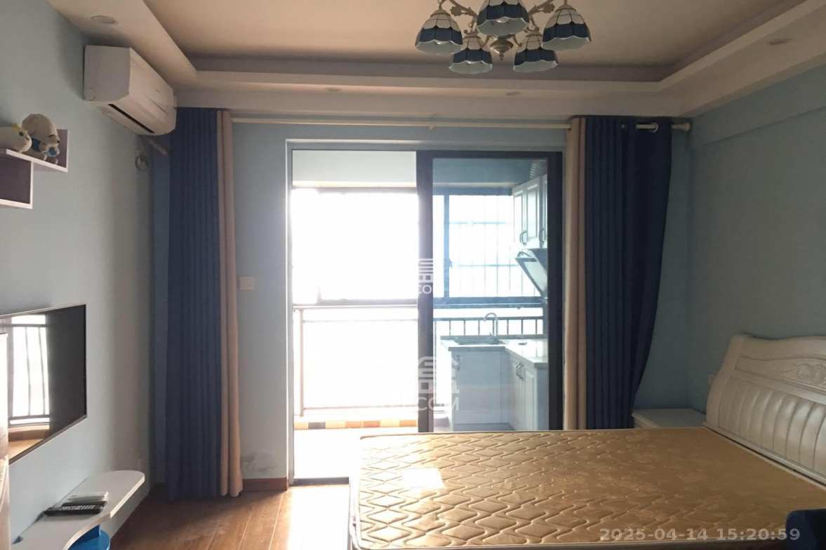 保利麓谷林语I区 1室1厅1卫 1600.0元/月 保利麓谷林语I区 1室1厅1卫 1600.0元/月室内图