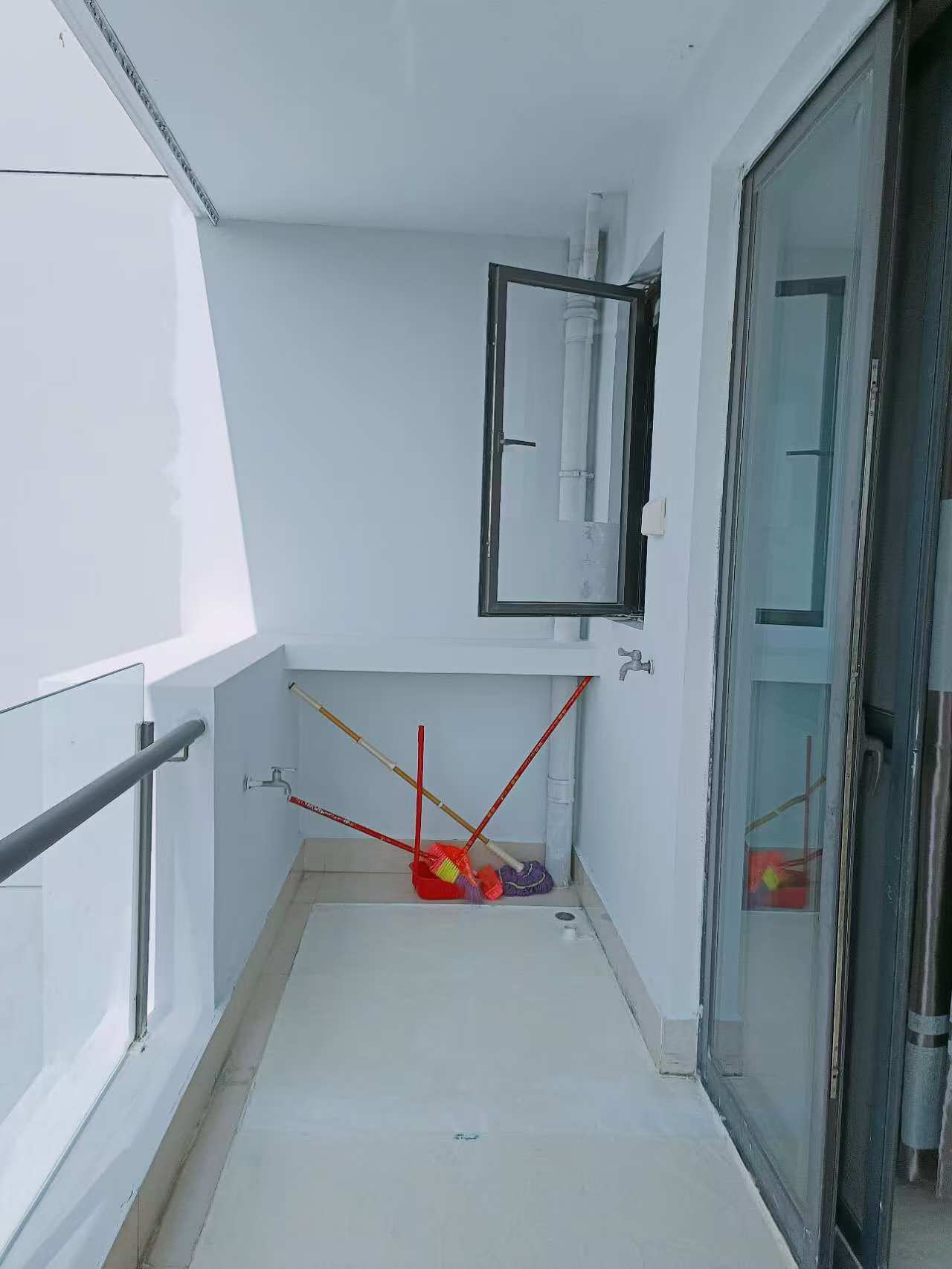 菩提树  1室1厅1卫   120.00万室内图