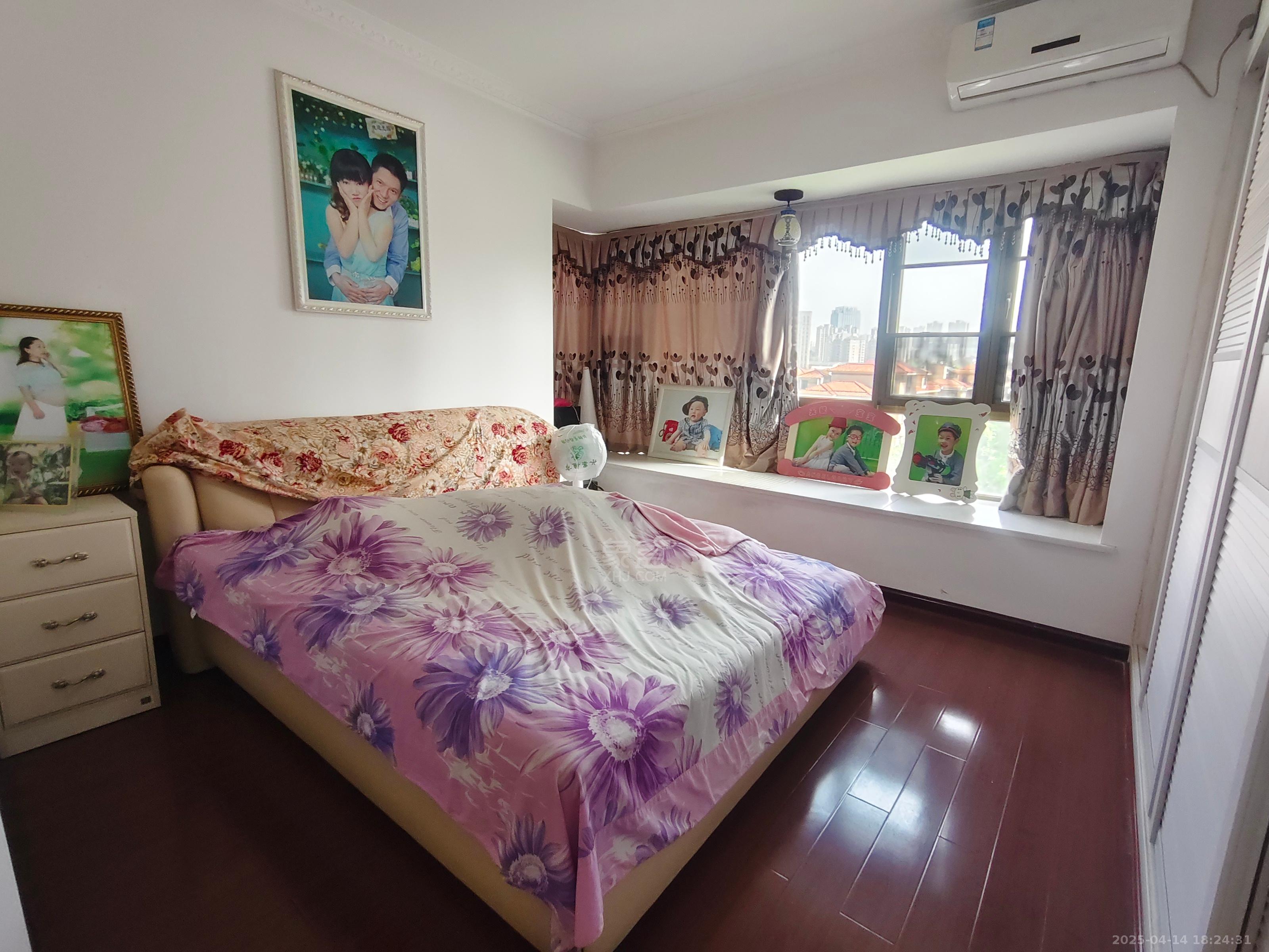 锦绣香江(湖湘文化城) 4室2厅2卫 1880.0元/月 锦绣香江(湖湘文化城) 4室2厅2卫 1880.0元/月室内图