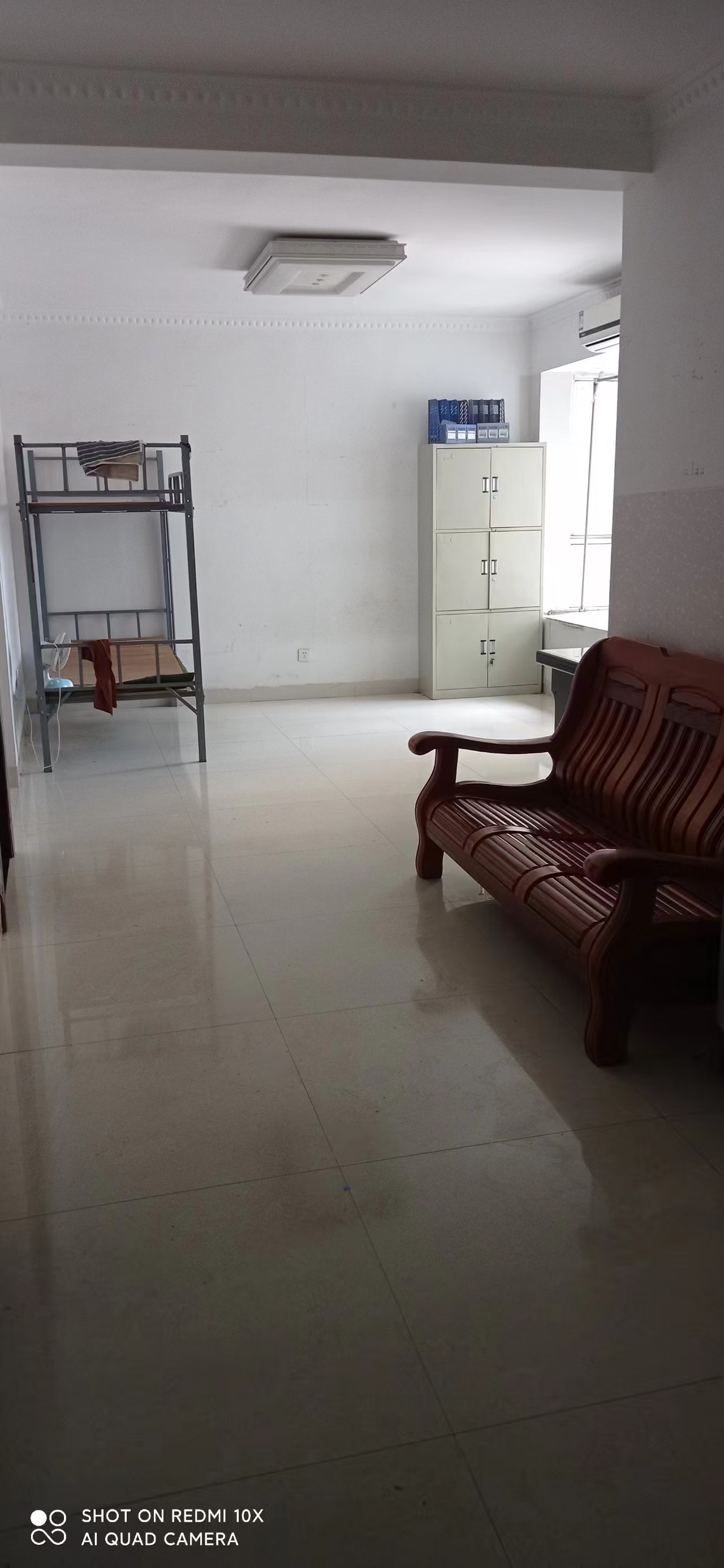 民俗文化广场 2室2厅1卫 1200.00元/月 民俗文化广场 2室2厅1卫 1200.00元/月室内图