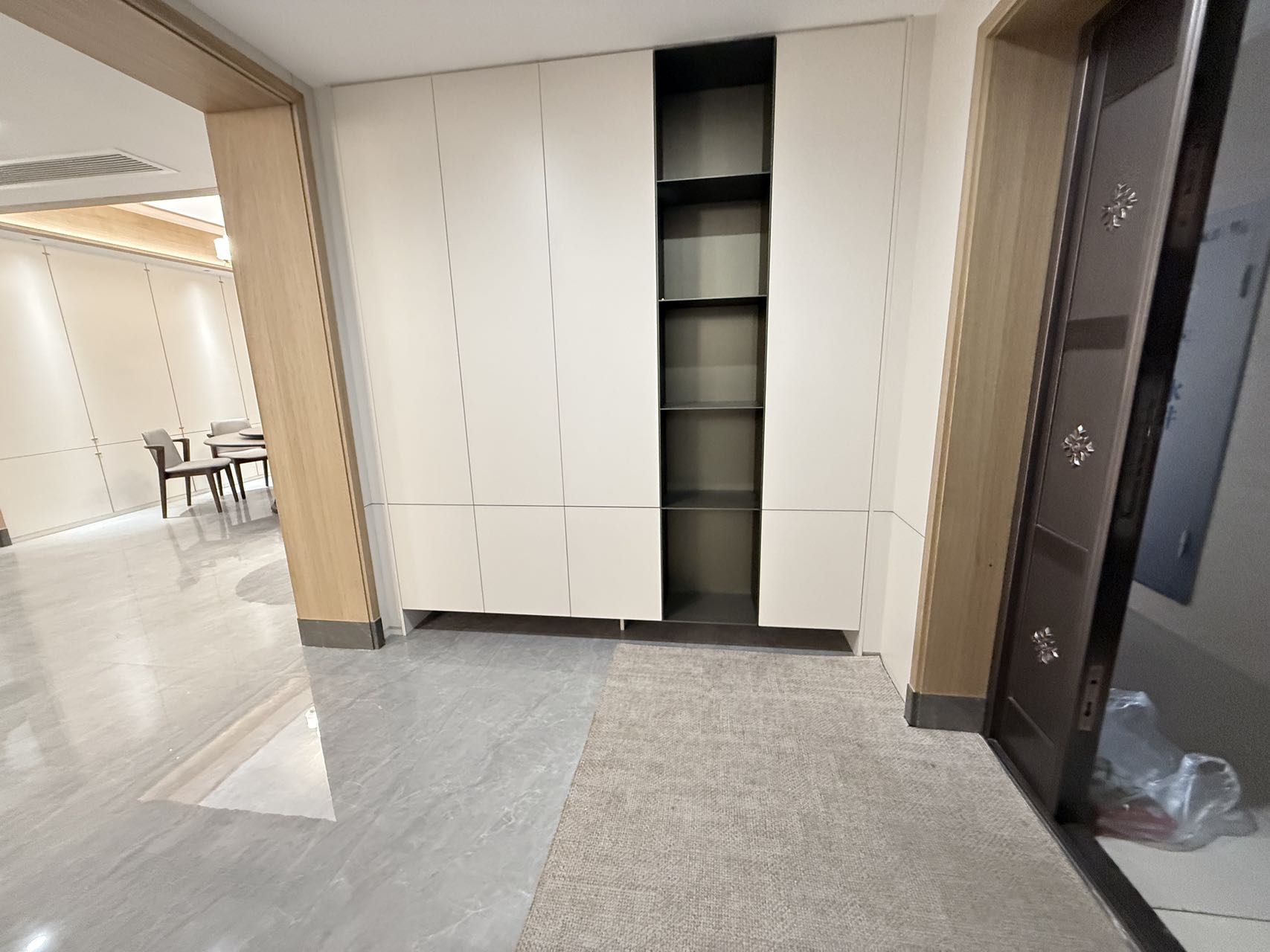 碧桂园锦岸 5室2厅1卫 198.0万 碧桂园锦岸 5室2厅1卫 198.0万室内图