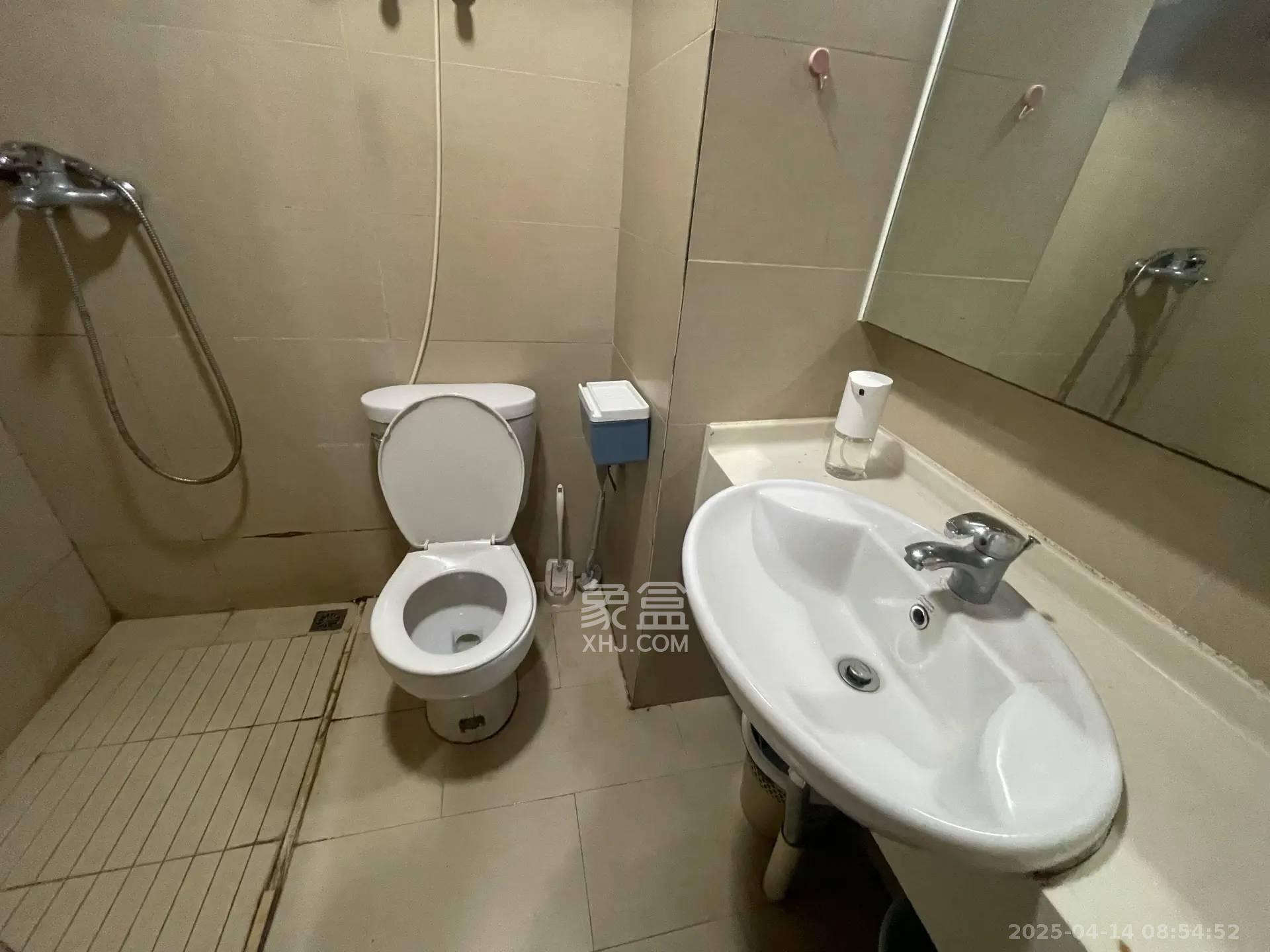 万科金色家园 1室1厅1卫 1200.0元/月 万科金色家园 1室1厅1卫 1200.0元/月室内图