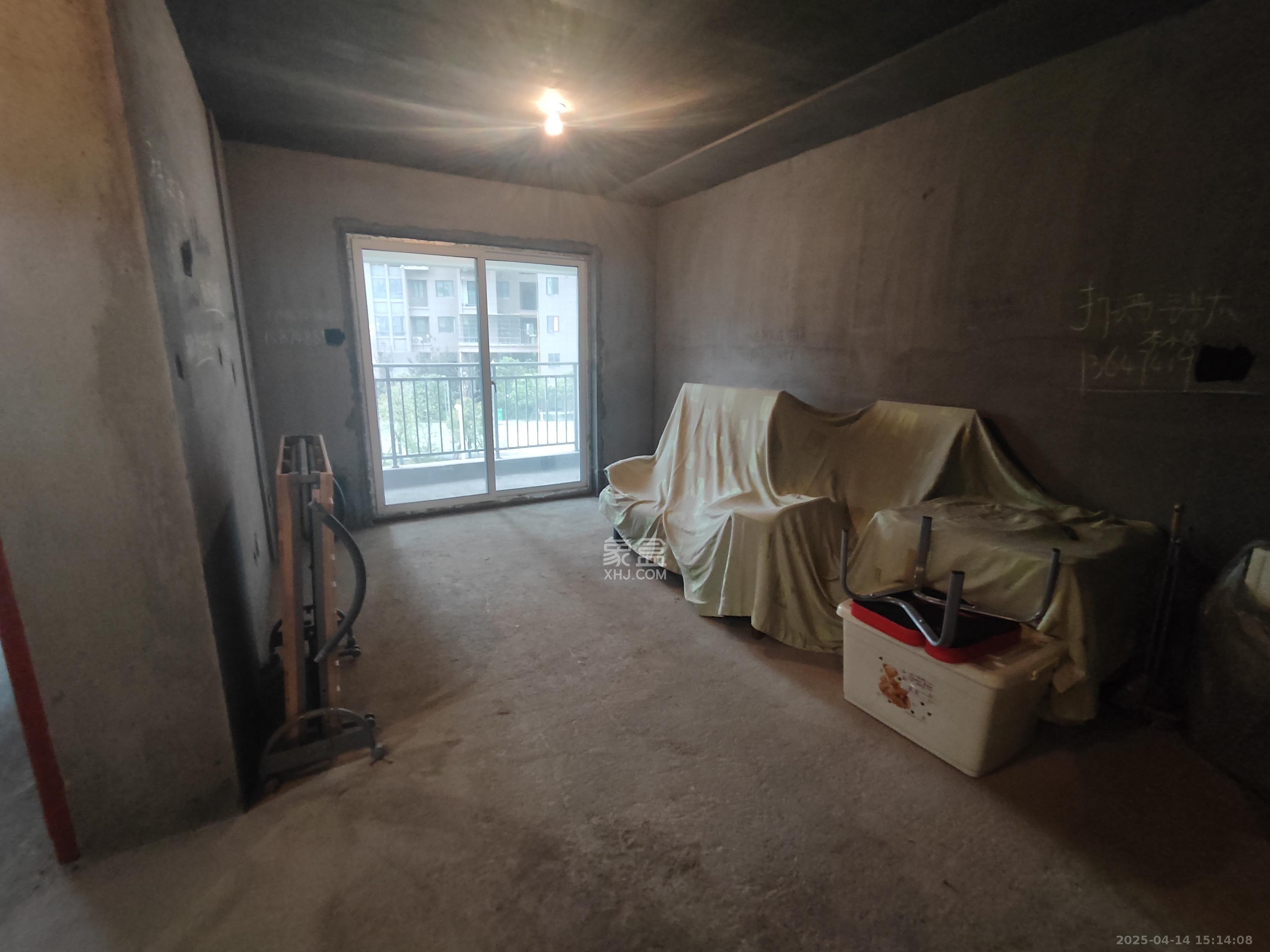 云和华府 2室2厅1卫 1600.0元/月 云和华府 2室2厅1卫 1600.0元/月室内图