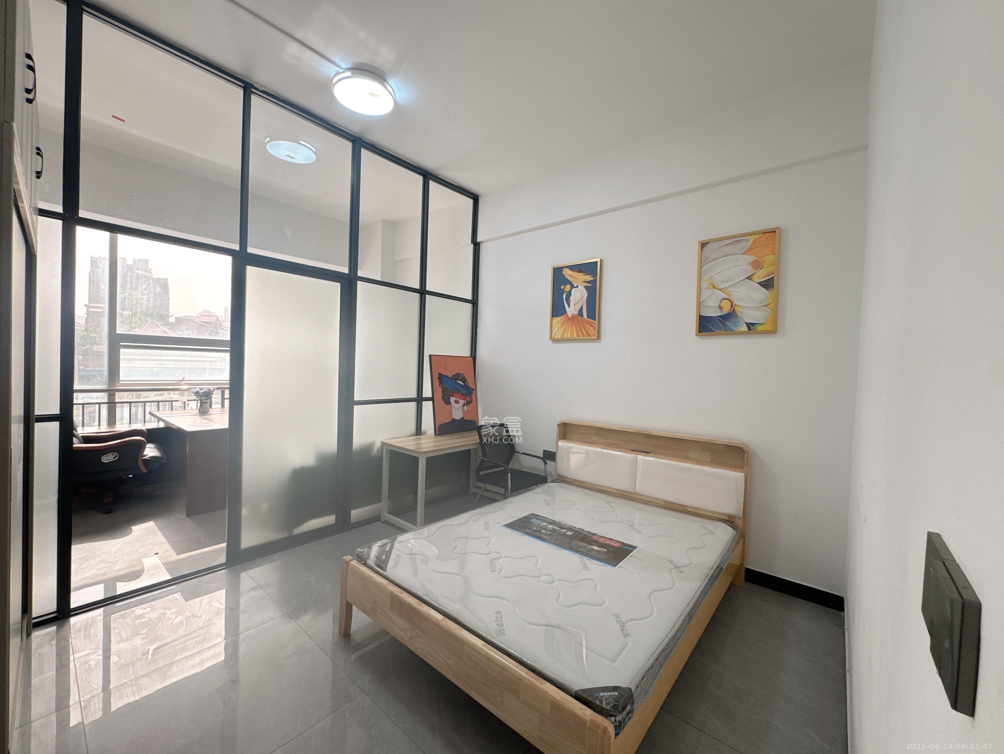 御湖国际 1室1厅1卫 1300.0元/月 御湖国际 1室1厅1卫 1300.0元/月室内图