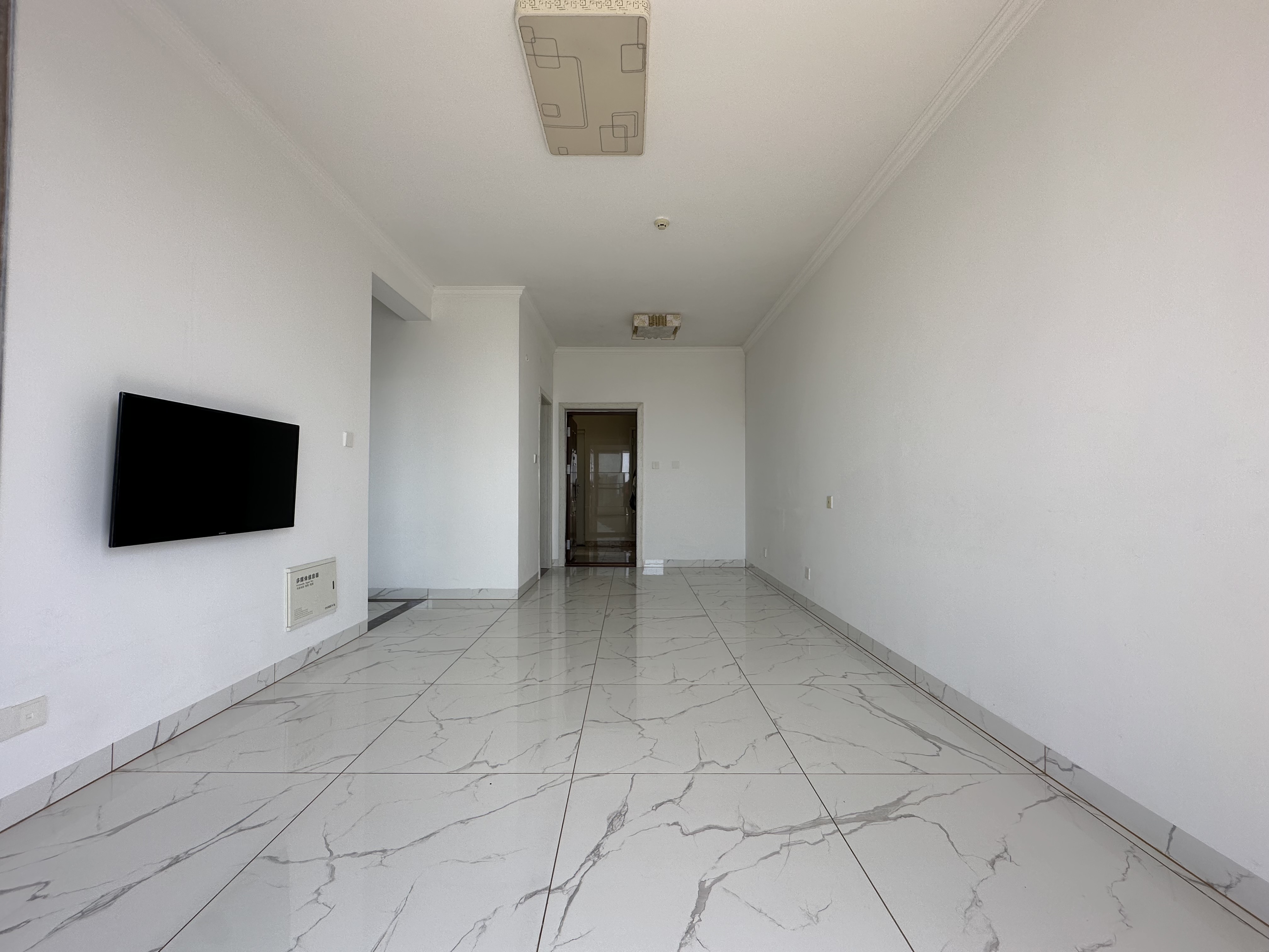 新城吾悦广场 1室0厅0卫 149.0万 新城吾悦广场 1室0厅0卫 149.0万客厅