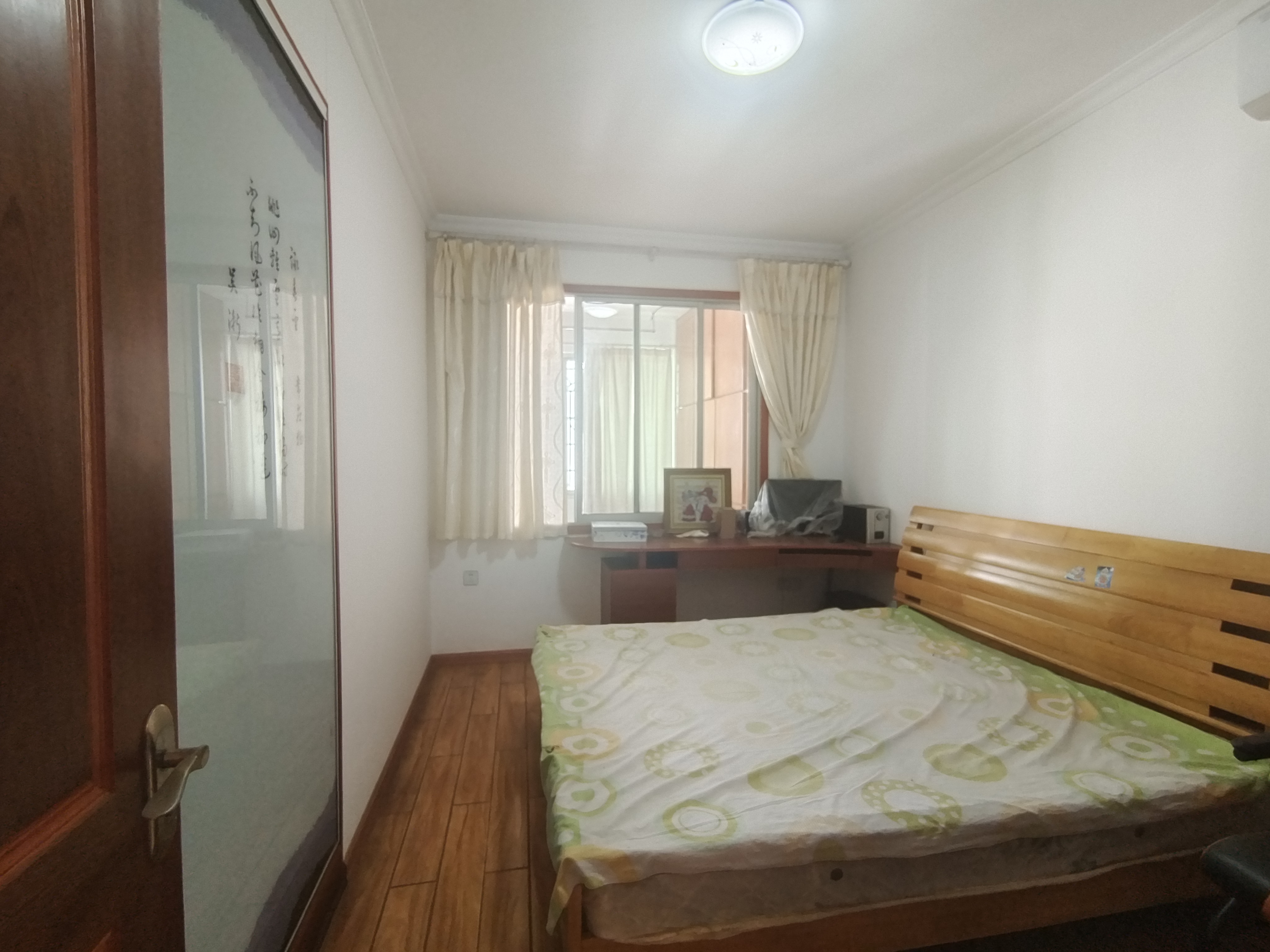 洪家村社区(卫生监督局家属区)  3室2厅2卫    26.8万 洪家村社区(卫生监督局家属区)  3室2厅2卫    26.8万室内图