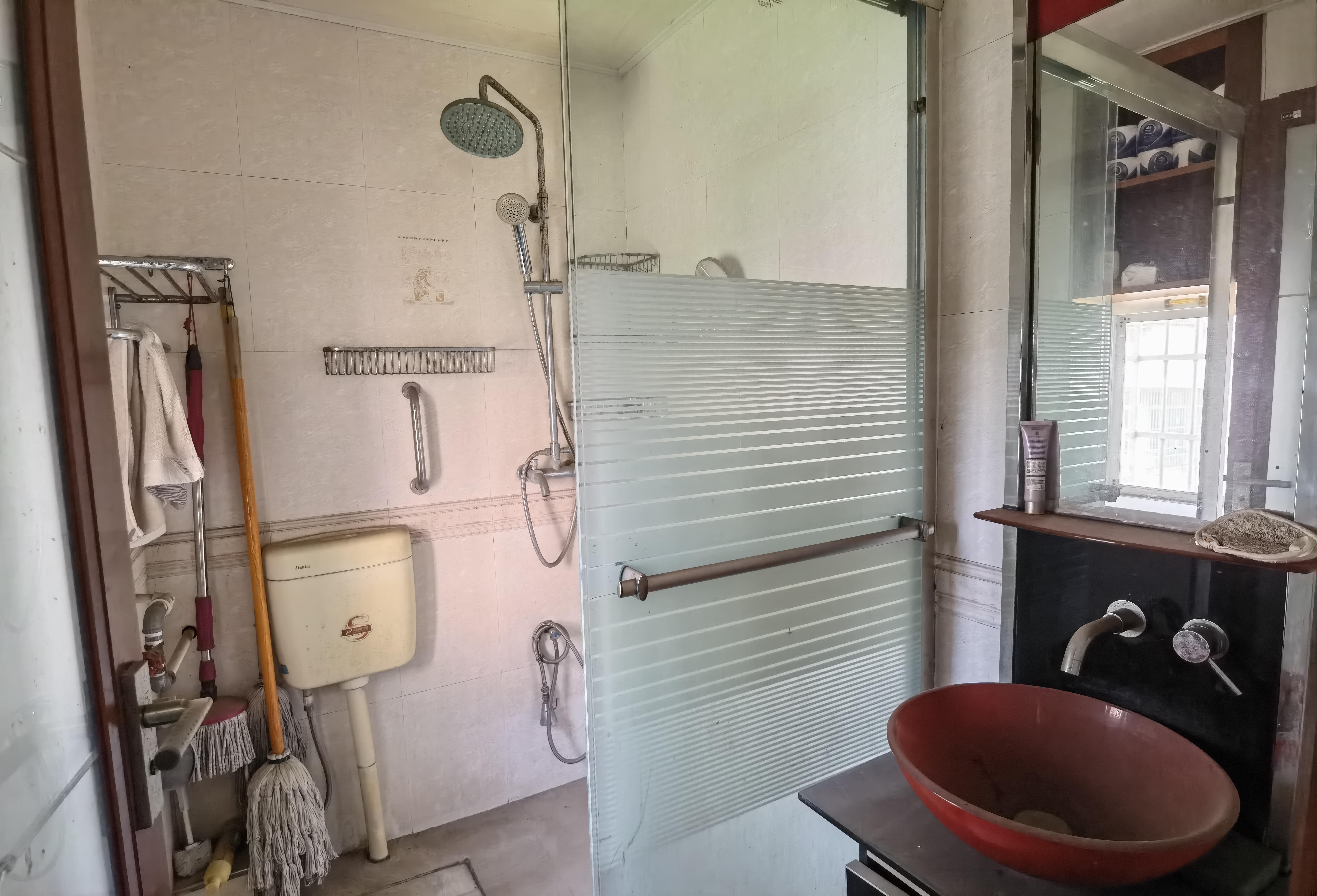 老市政府家属楼(机关三院) 3室2厅1卫 28.8万 老市政府家属楼(机关三院) 3室2厅1卫 28.8万室内图