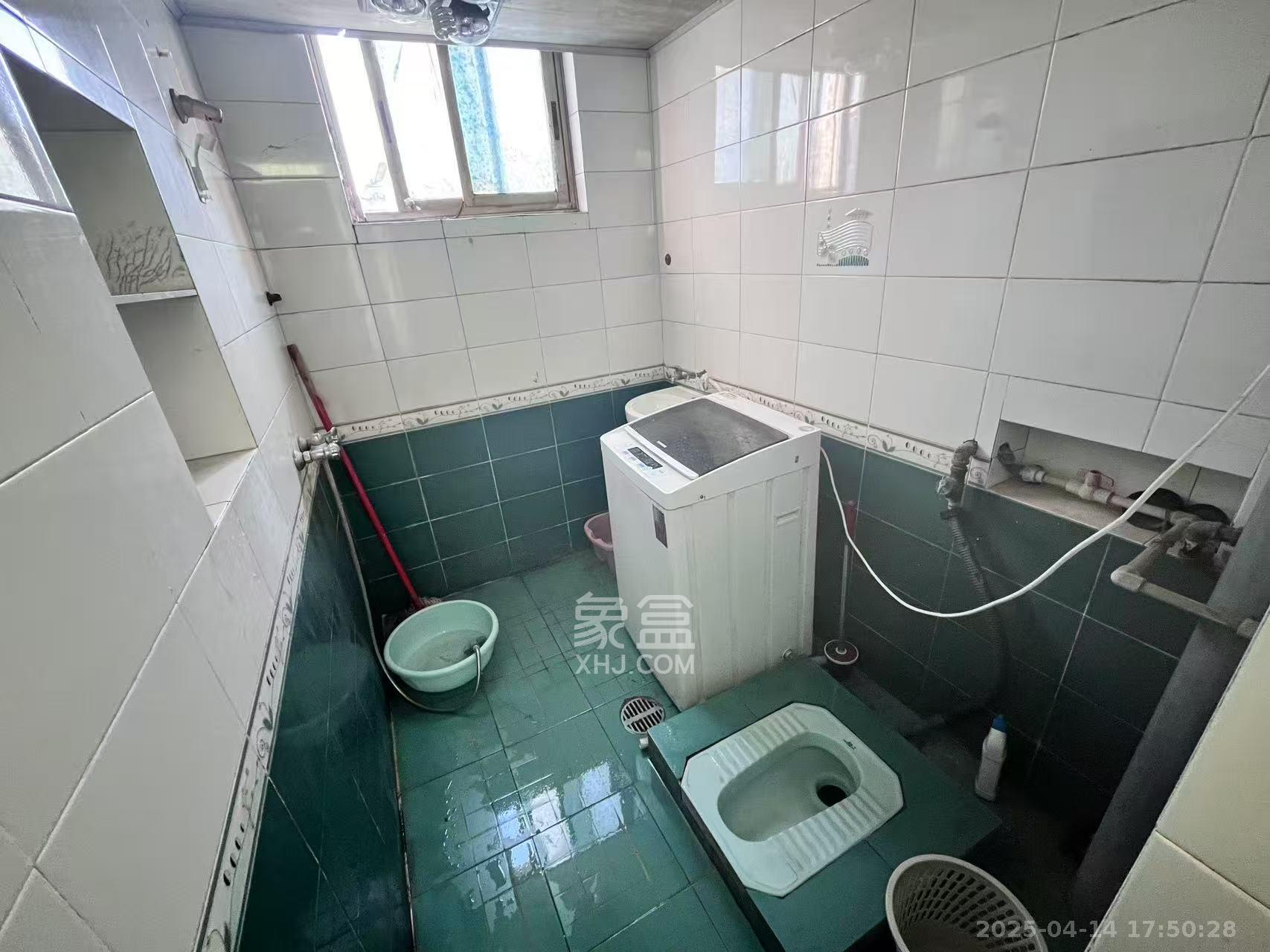 葩金花苑  2室1厅1卫    20.0万 葩金花苑  2室1厅1卫    20.0万室内图