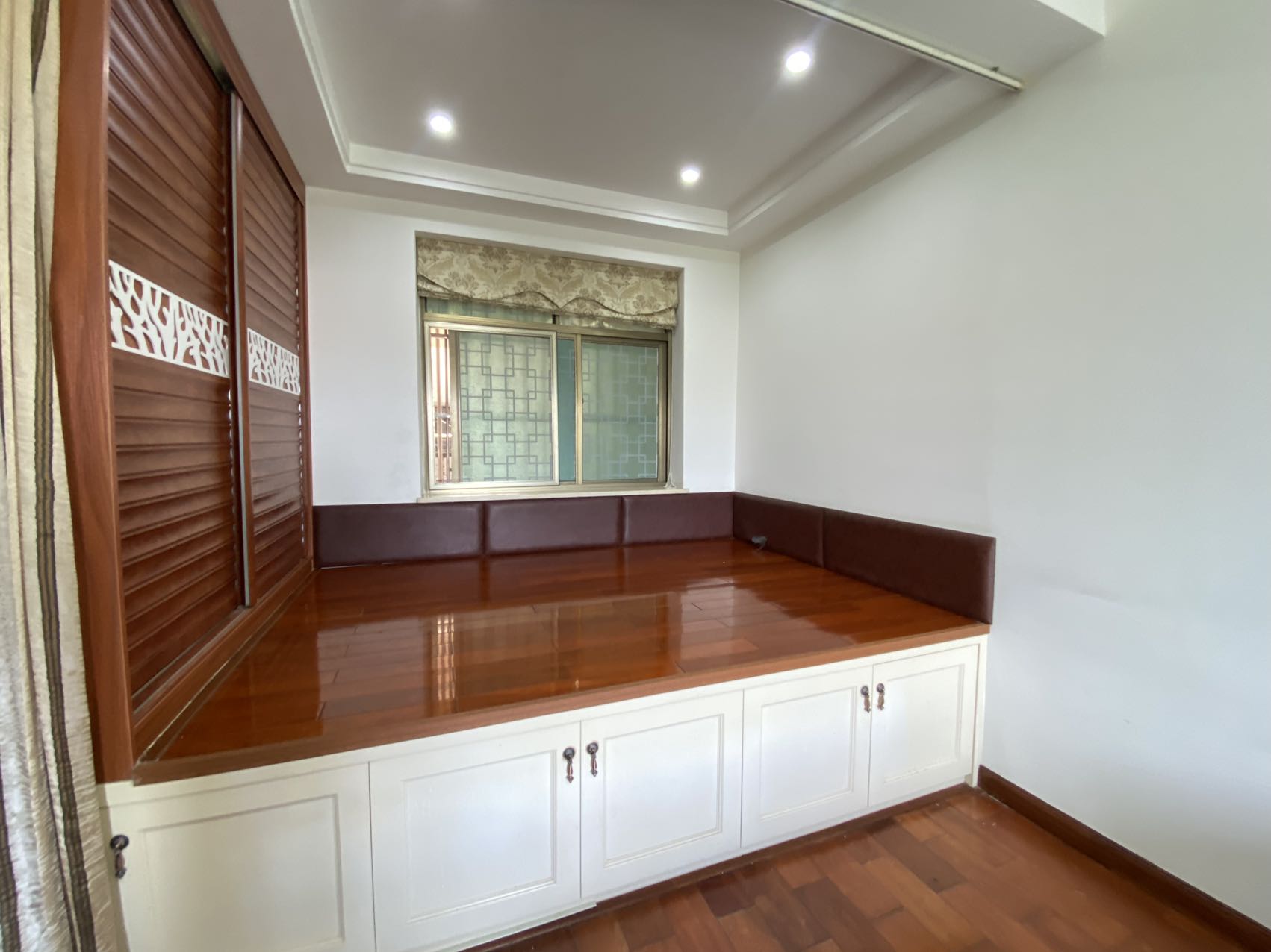 盛泰花园 1室1厅1卫 95.0万 盛泰花园 1室1厅1卫 95.0万室内图