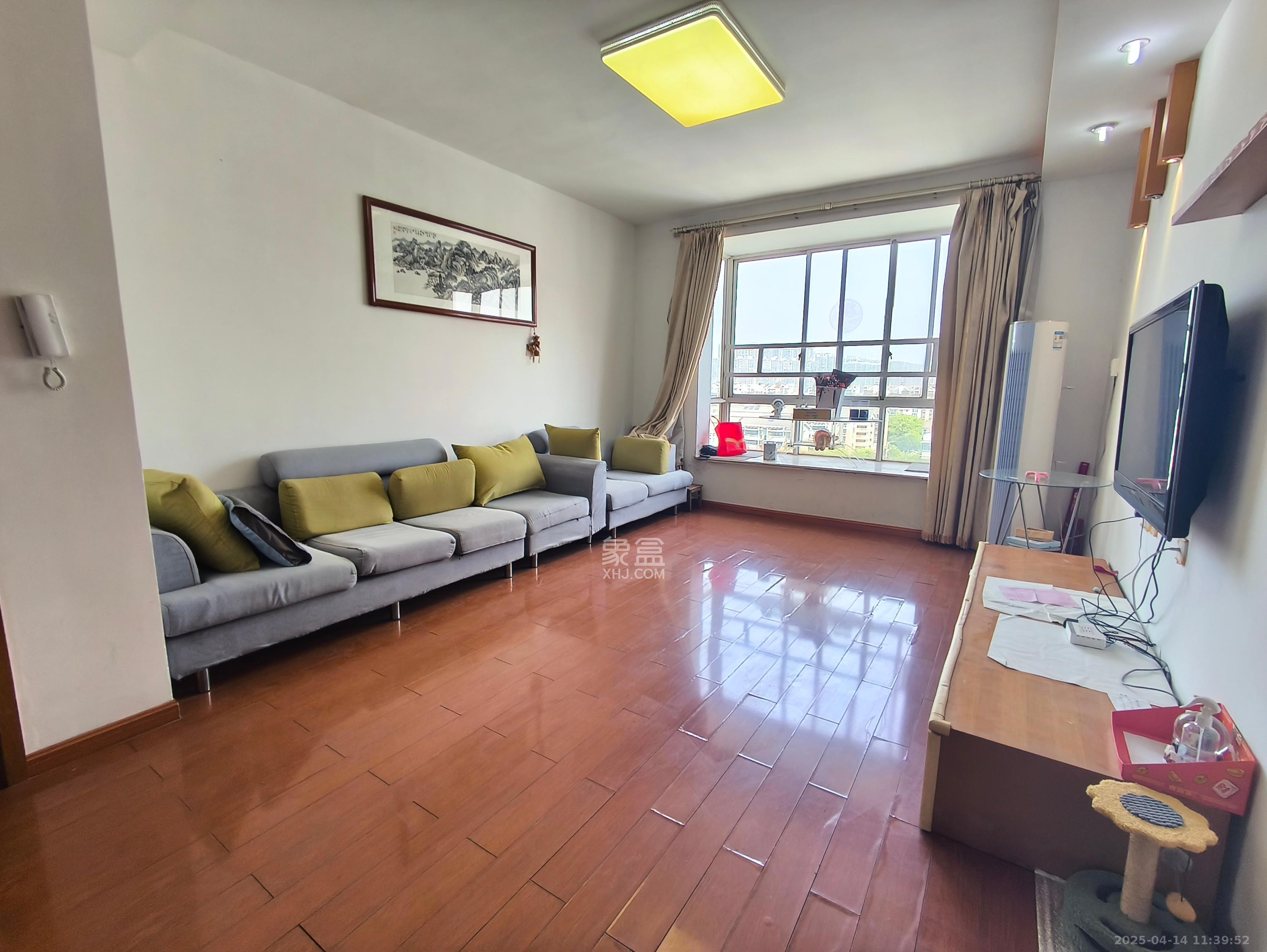 北国风光  3室2厅2卫    3000.0元/月 北国风光  3室2厅2卫    3000.0元/月室内图