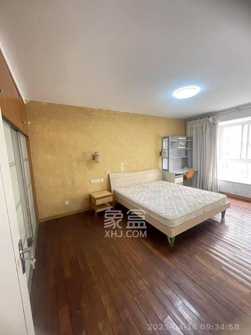 晶华美地  3室2厅2卫   1850.00元/月室内图