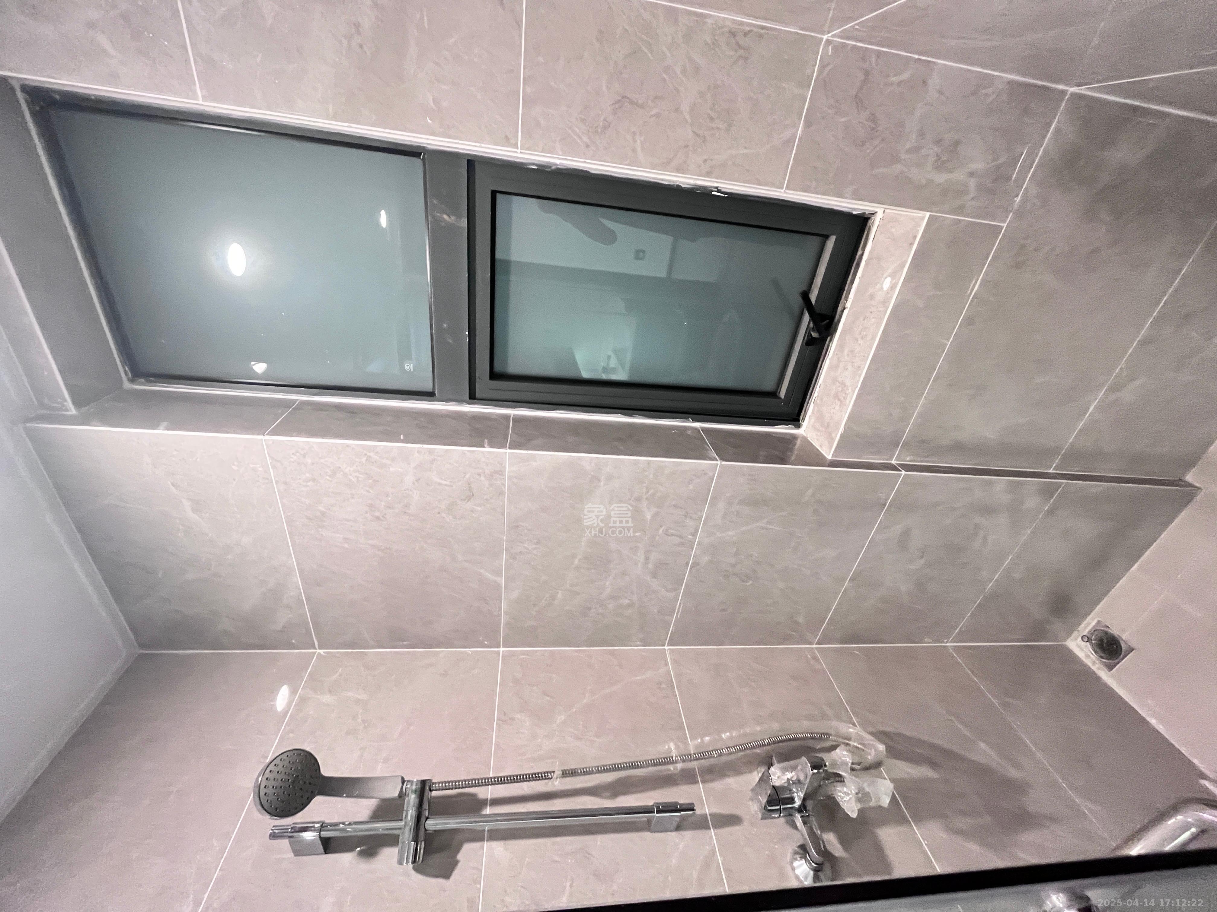 欣利梅溪左岸 3室2厅2卫 2800.0元/月 欣利梅溪左岸 3室2厅2卫 2800.0元/月室内图