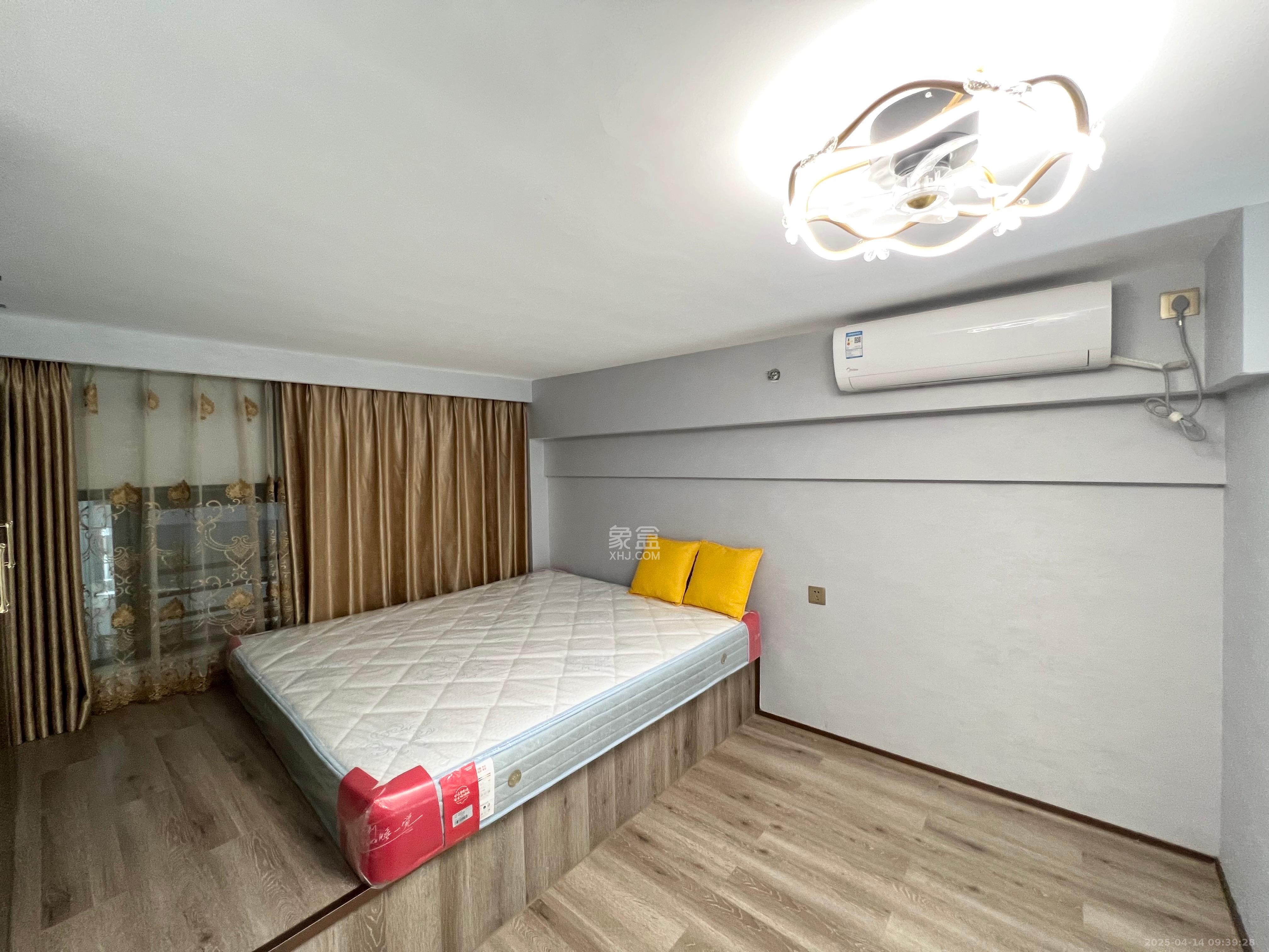 旺德府万象时代 2室2厅1卫 2700.0元/月 旺德府万象时代 2室2厅1卫 2700.0元/月室内图