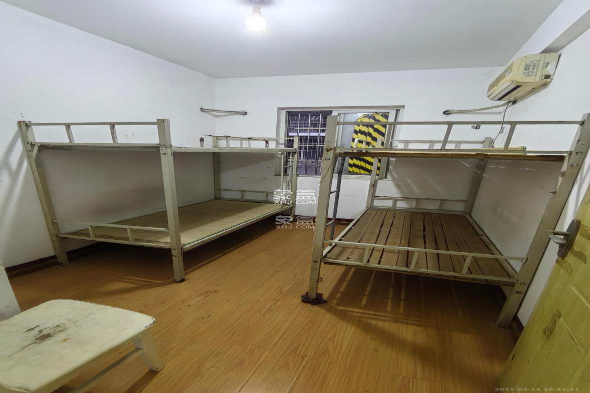 佳美星城 3室2厅1卫 1500.00元/月 佳美星城 3室2厅1卫 1500.00元/月室内图